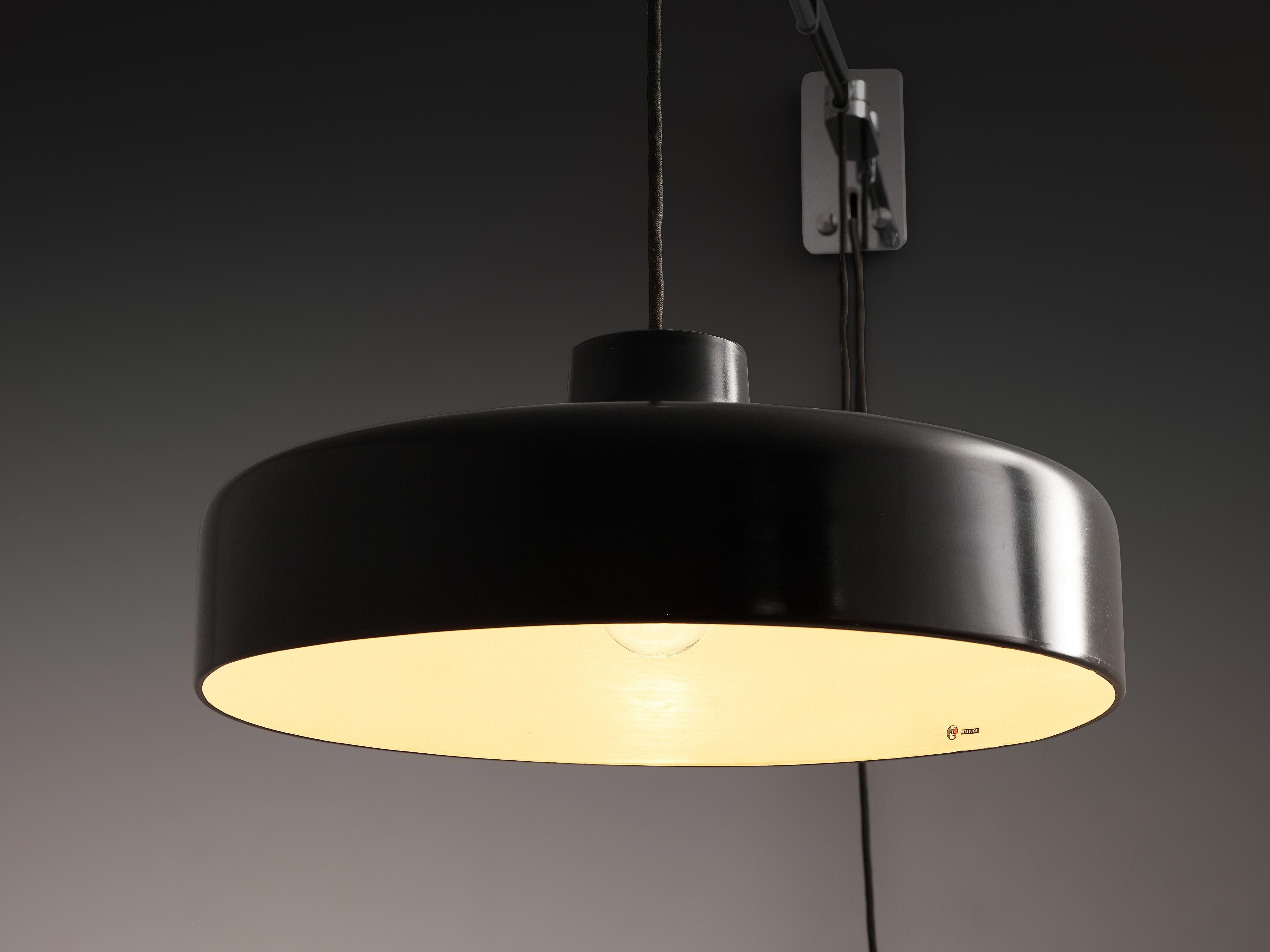 Gino Sarfatti for Arteluce Aplique '194N' con Pantalla Negra Moderno de mediados de siglo en venta