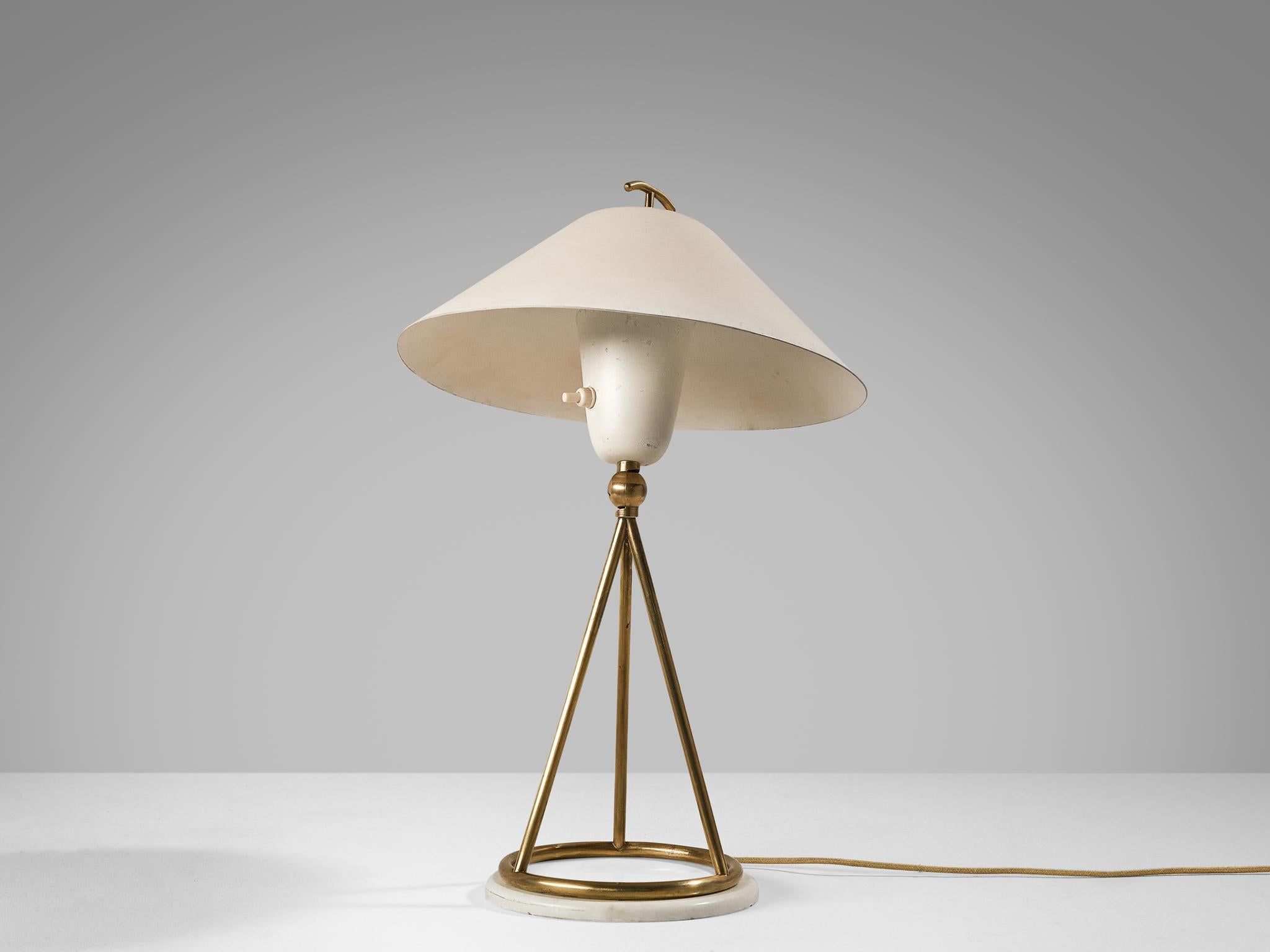 Gino Sarfatti for Arteluce '516' Table Lamp  For Sale 3