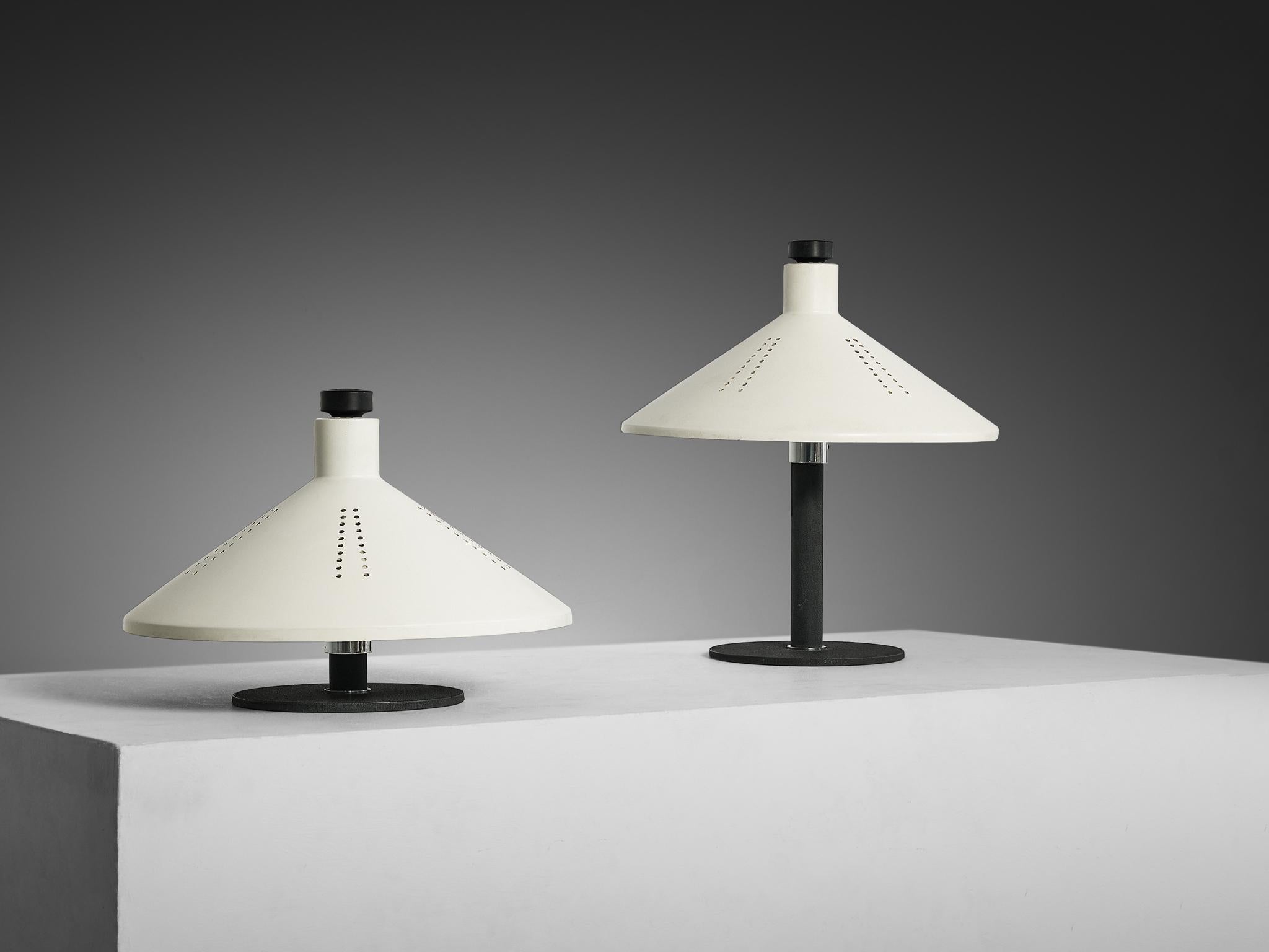 Gino Sarfatti for Arteluce '609' Table Lamps in Aluminum and Cast Iron  For Sale 2