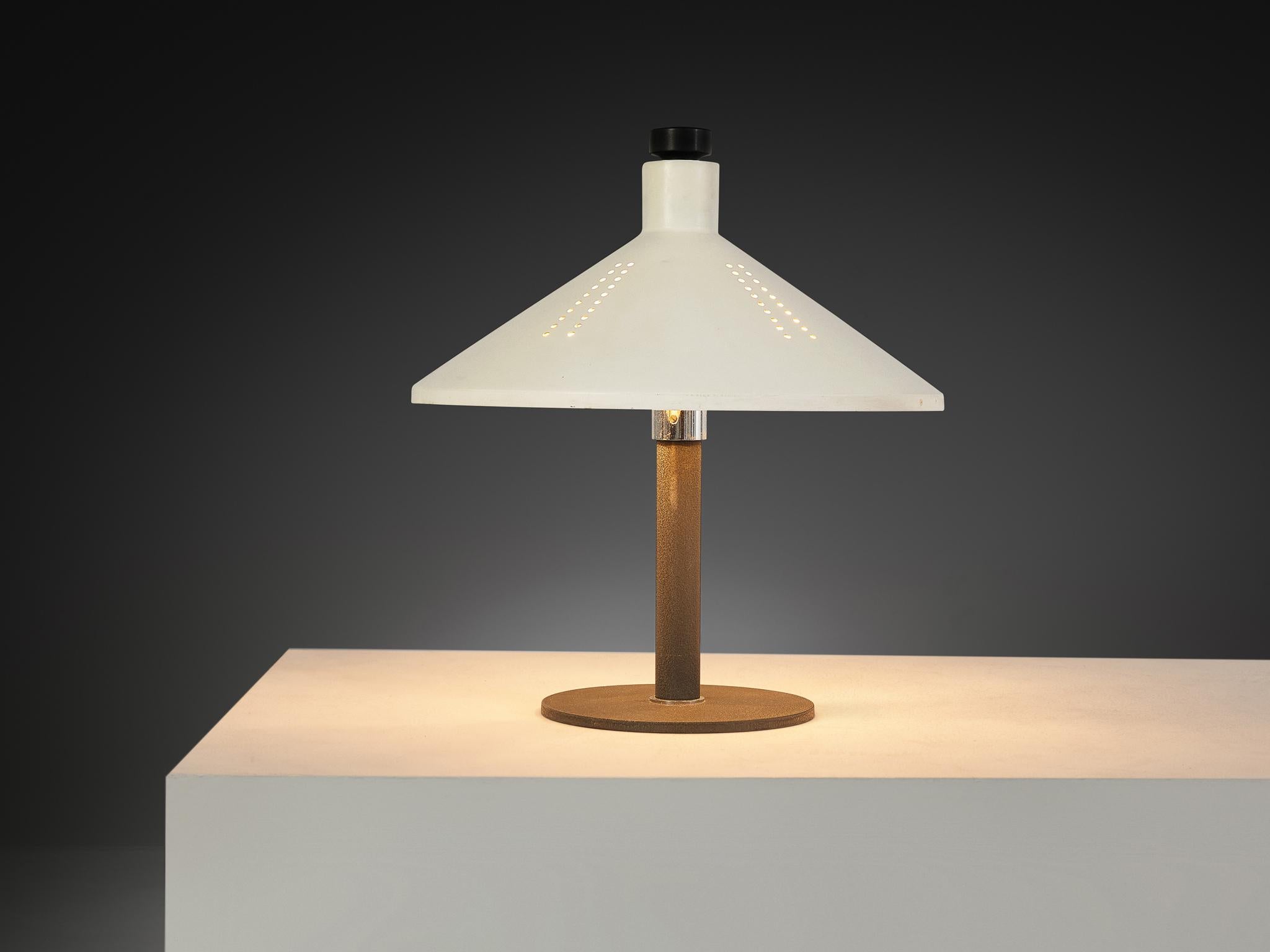 Gino Sarfatti for Arteluce Lámparas de mesa '609' de aluminio blanco y hierro fundido en Bueno estado para la venta en Waalwijk, NL