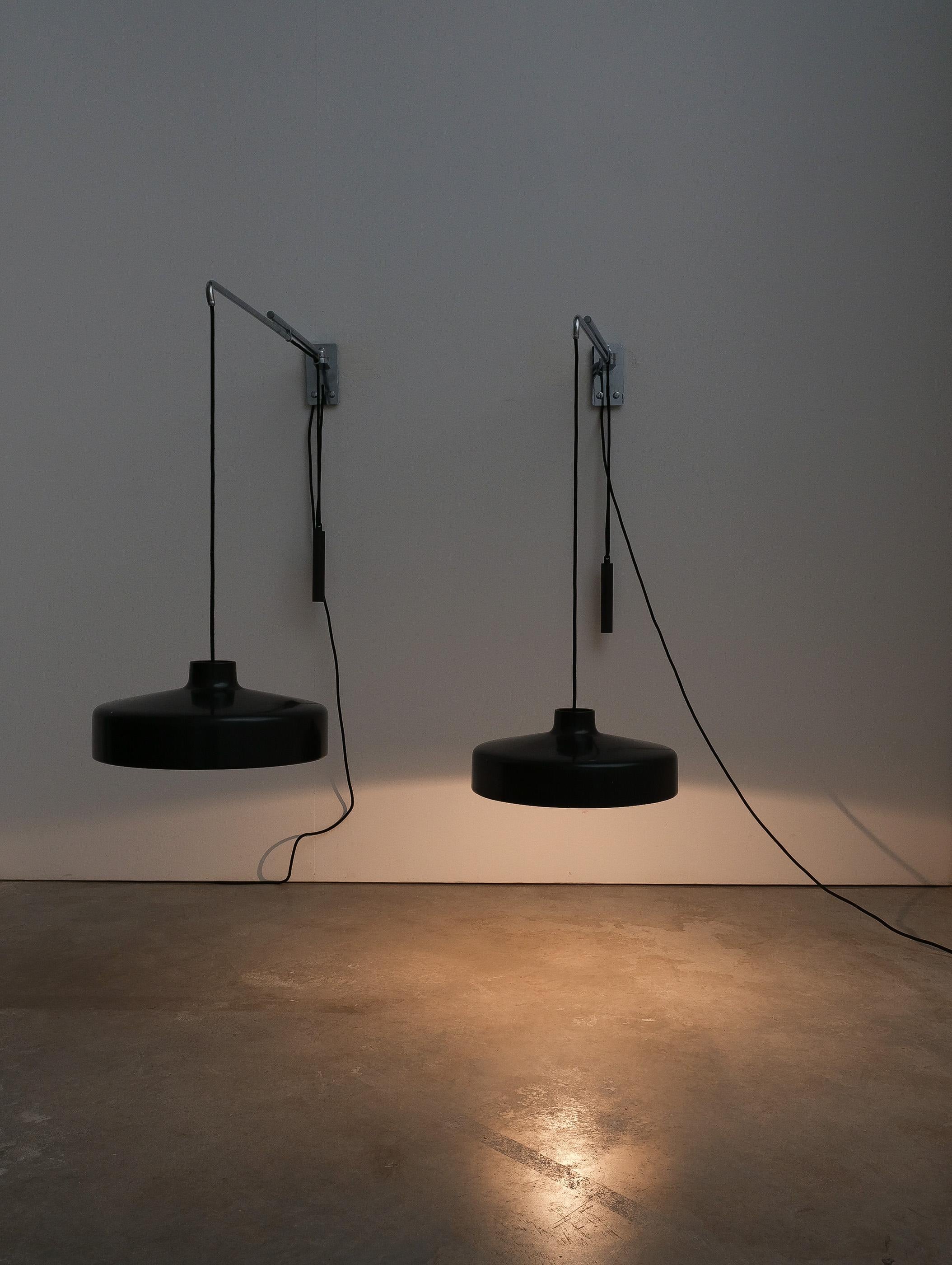 Alluminio Gino Sarfatti for Arteluce Lampade a sospensione da parete nere (2x) Model 194n, 1950 in vendita