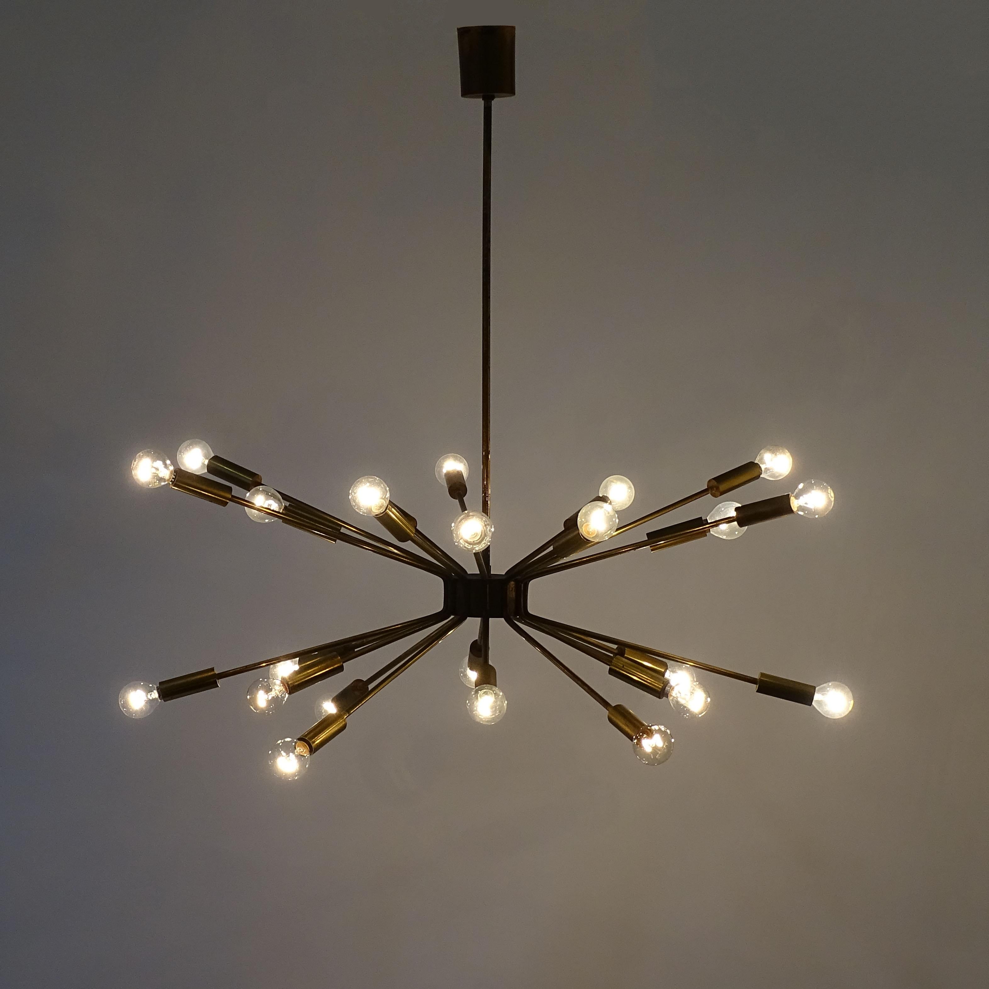 Mid-20th Century Gino Sarfatti for Arteluce 'Fireworks' Brass Ceiling Lamp, Italy 1939 For Sale
