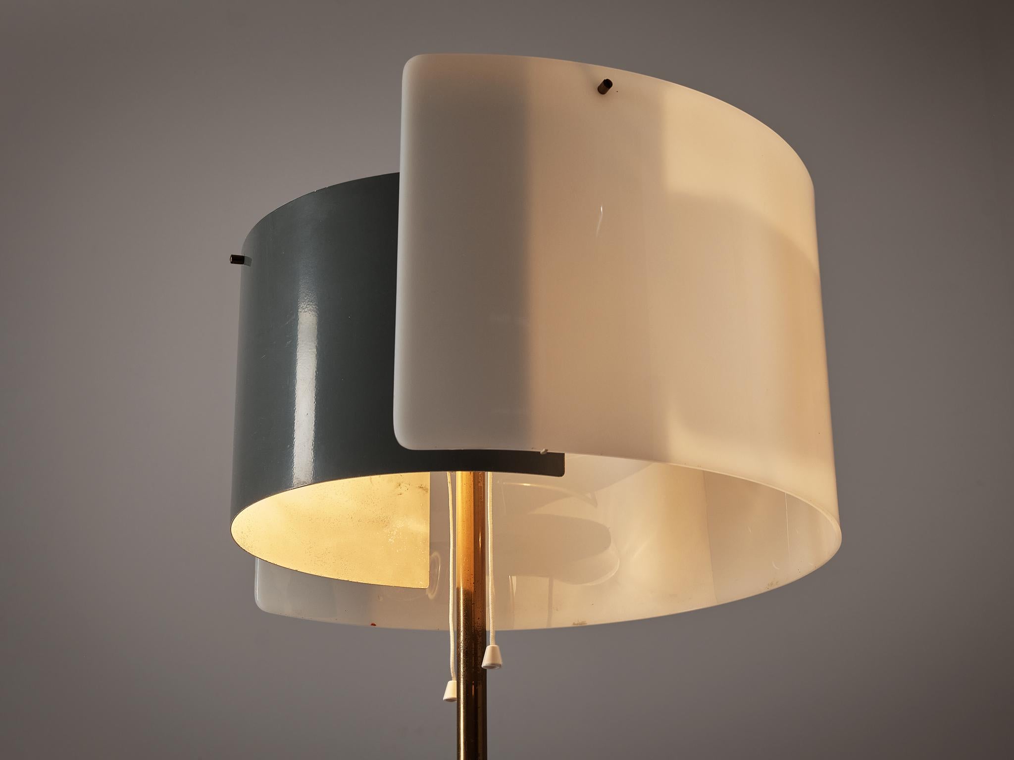 Mid-Century Modern Gino Sarfatti for Arteluce Floor Lamp Model '1056' in Brass and Aluminum