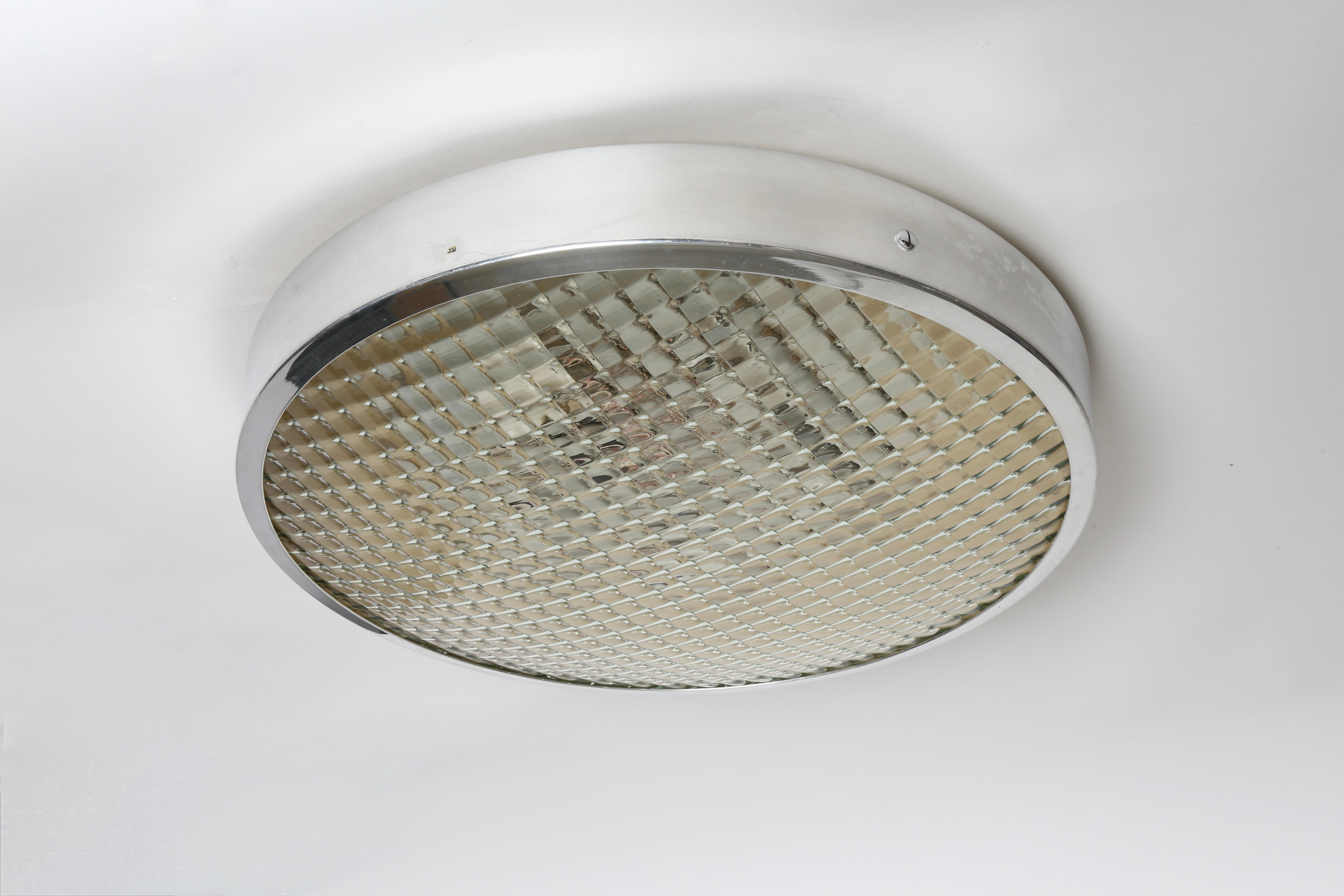 Italian Gino Sarfatti for Arteluce flush mount light 3001/50 circa 1960s For Sale