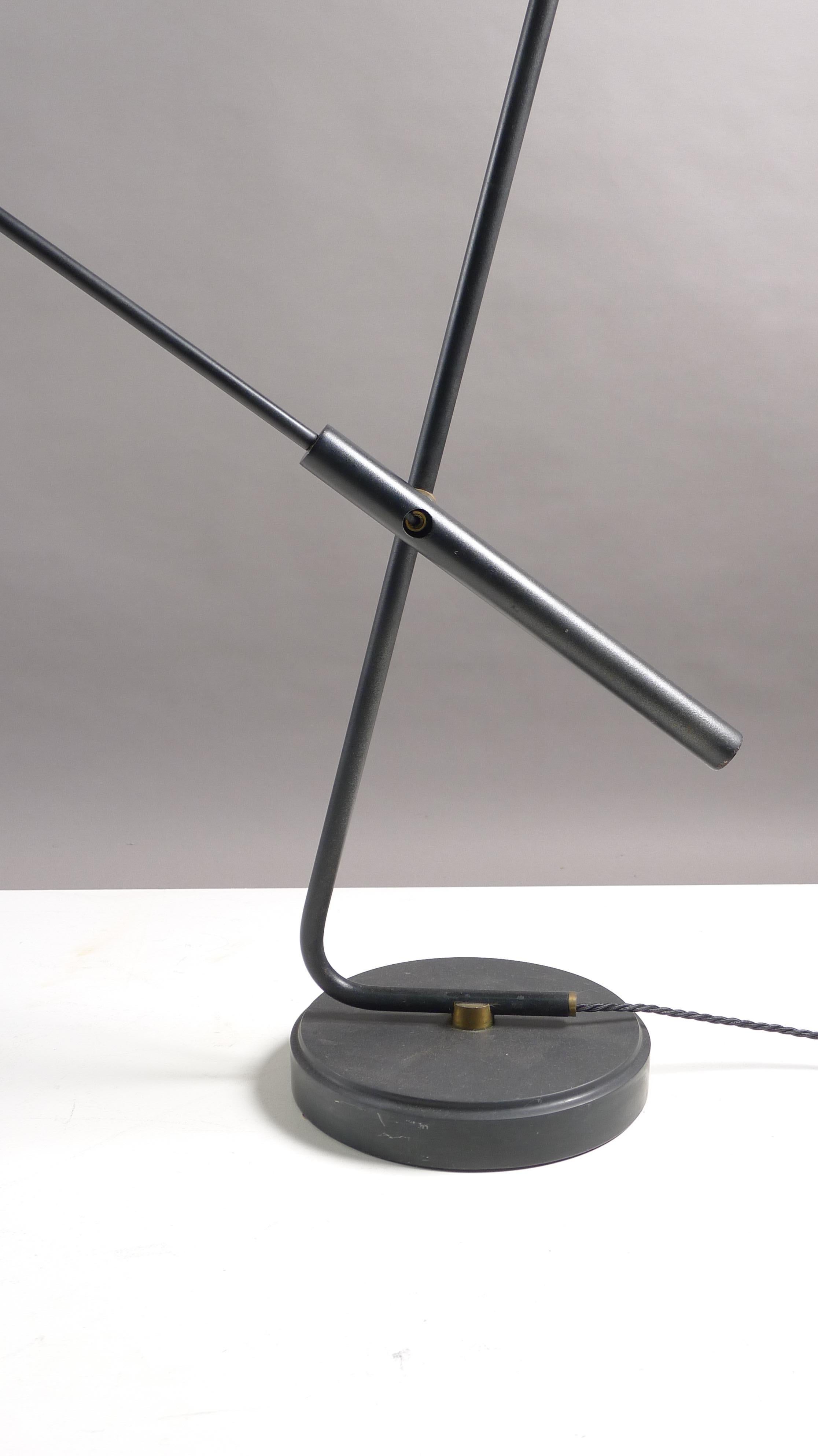 Mid-Century Modern Gino Sarfatti for Arteluce, Italy, Model 1049/N Floor Lamp circa 1951