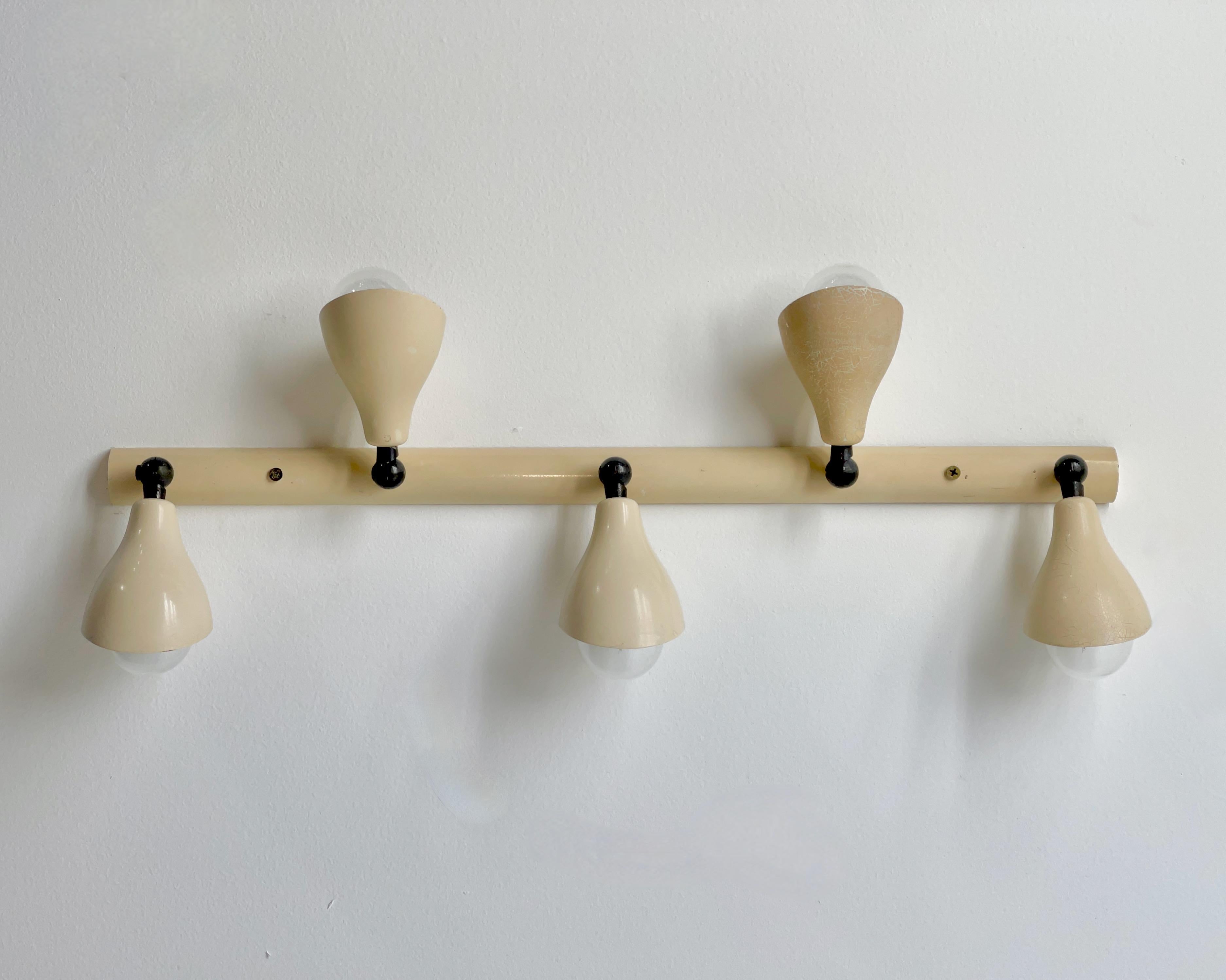 Mid-Century Modern Gino Sarfatti for Arteluce Mod. 113/5 Light Wall Bracket For Sale