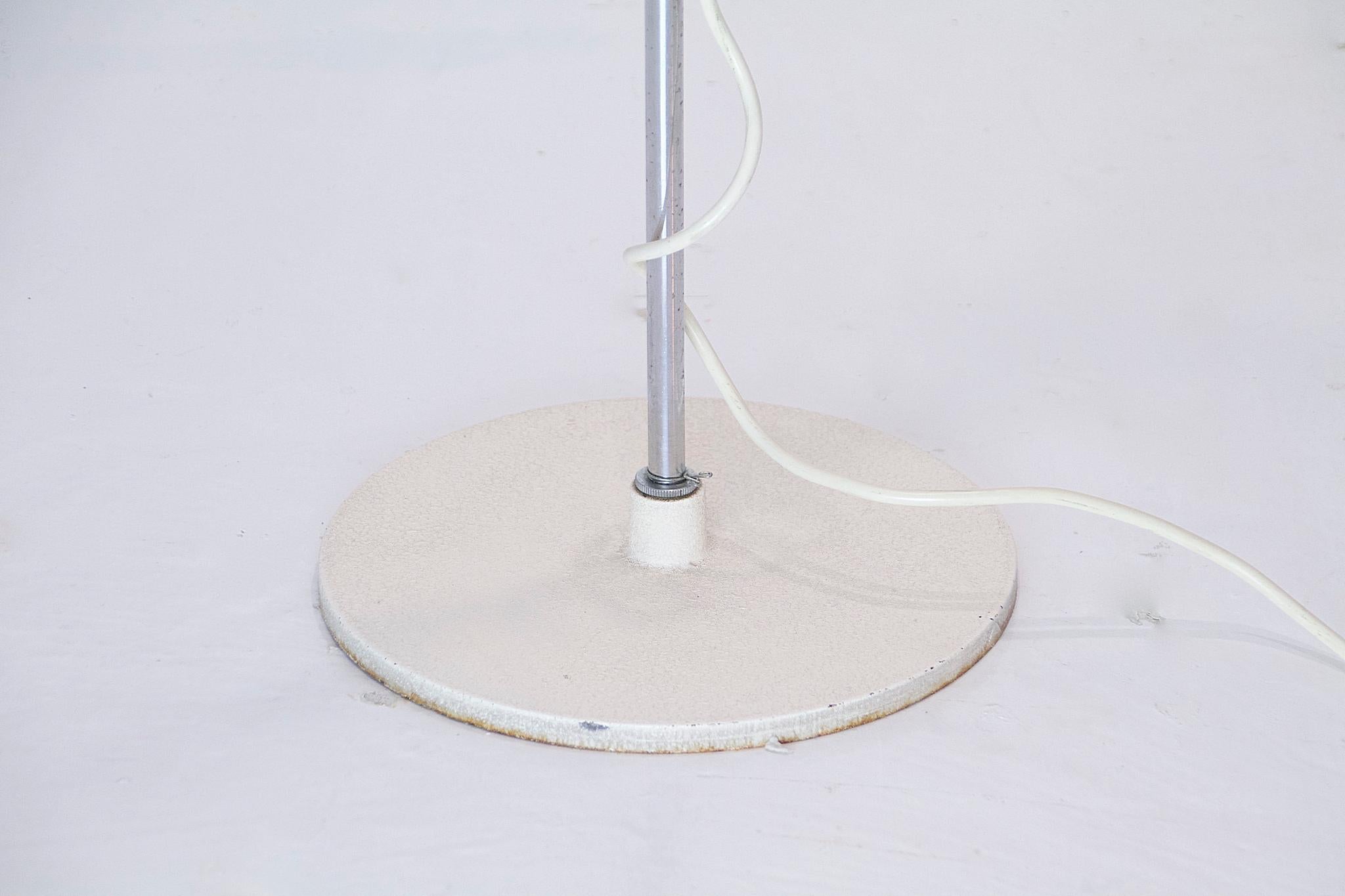 Aluminum Mid Century Gino Sarfatti for Arteluce Model 1055 Floor Lamp, Italy