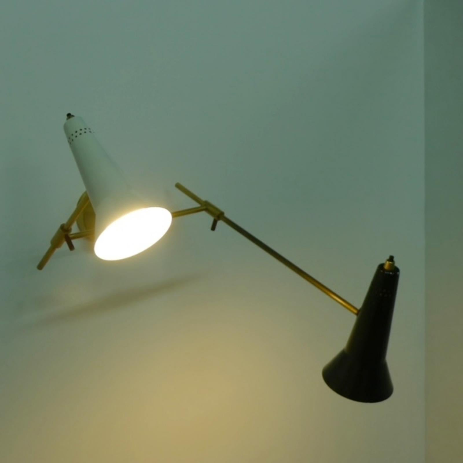 Gino Sarfatti for Arteluce, Model 169/2 Wall Light, Designed 1952 For Sale 1