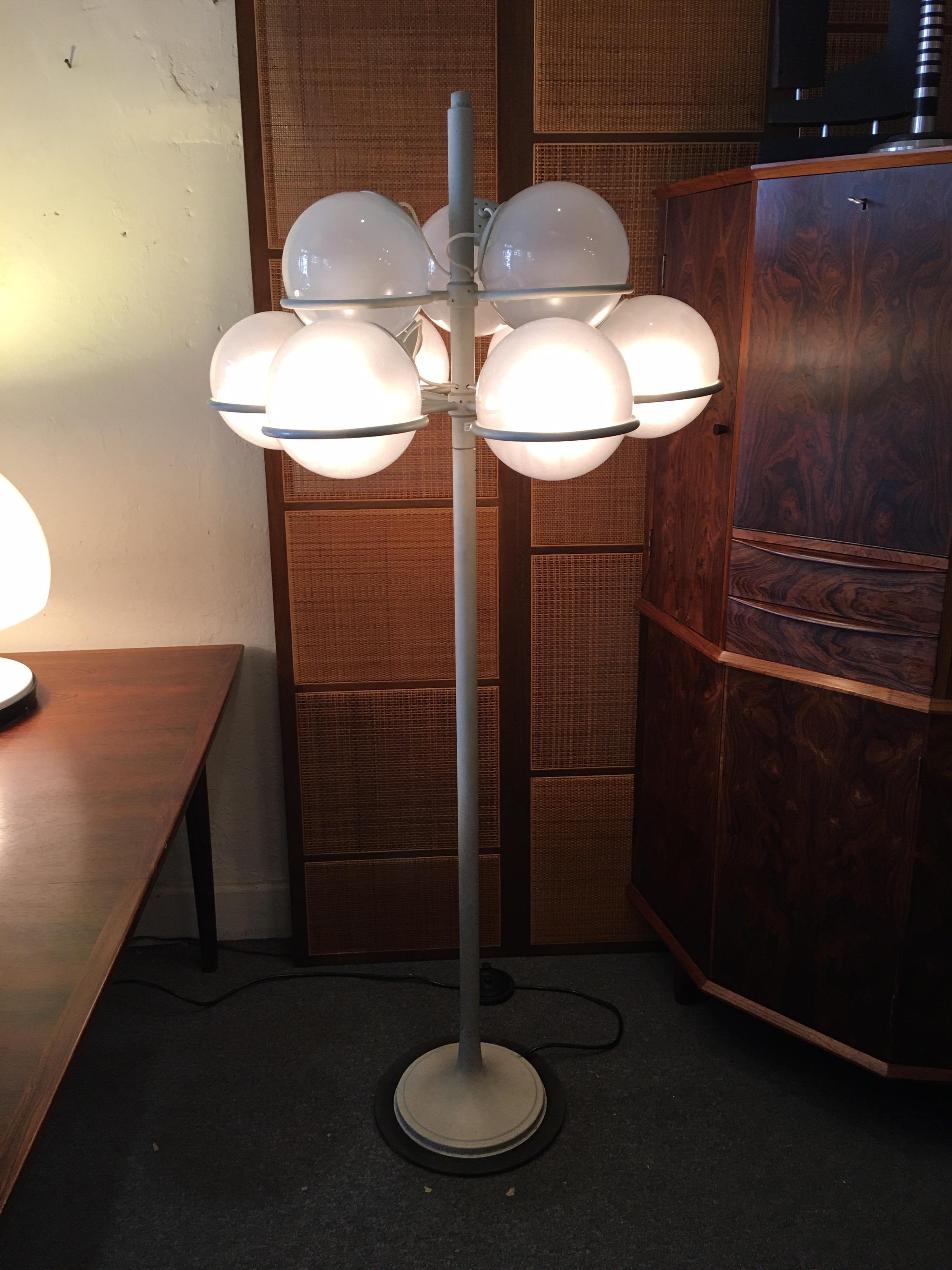 Gino Sarfatti for Arteluce Monumental Floor Lamp Model 1094 from 1966 2