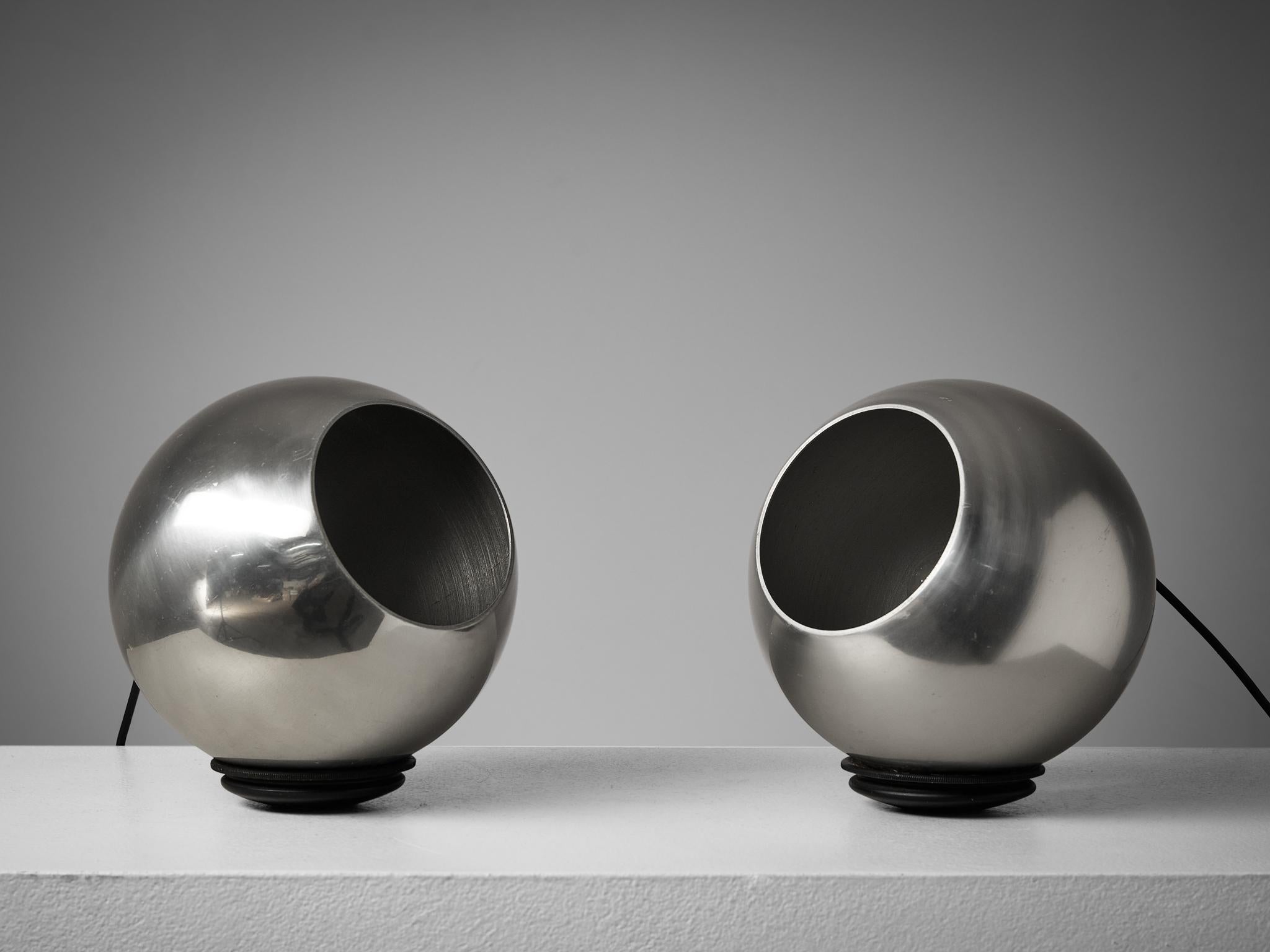 Gino Sarfatti for Arteluce Pair of Lamps in Aluminum For Sale 4