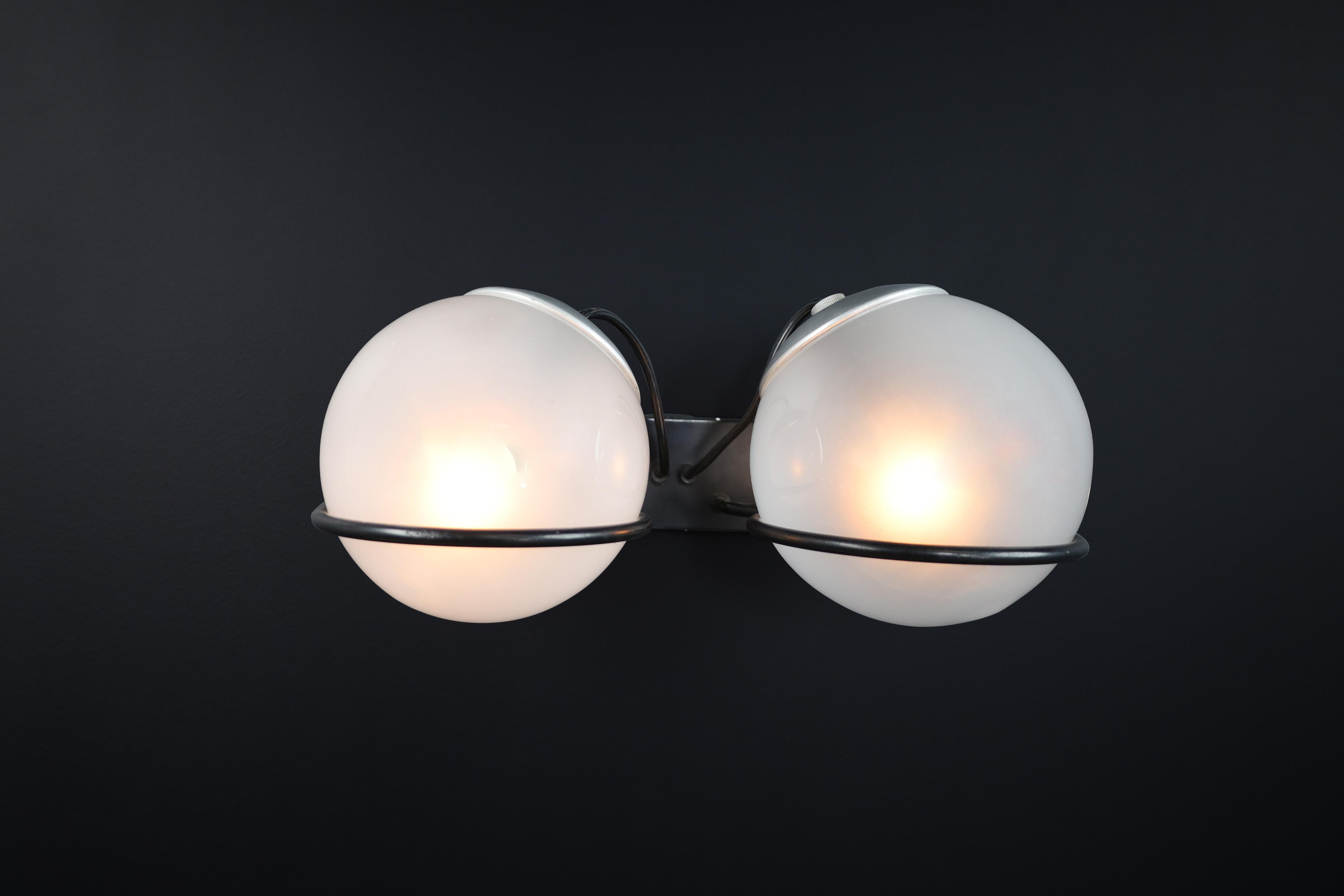 Gino Sarfatti for Arteluce Coppia di due lampade di metà secolo Modello 237/2 1959 In condizioni buone in vendita a Almelo, NL