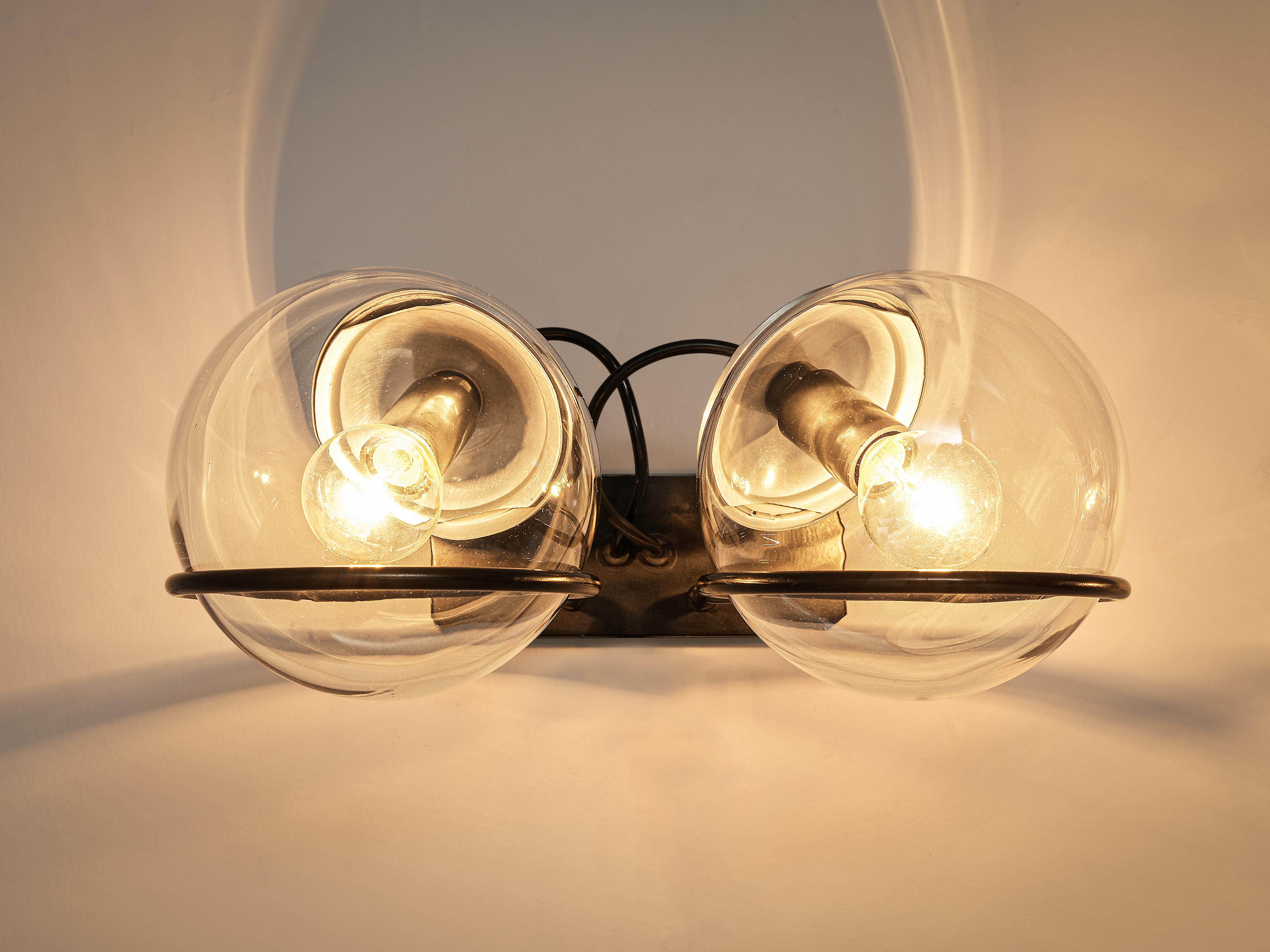 Gino Sarfatti for Arteluce Pair of Wall Lights Model '237' in Glass and Metal 1