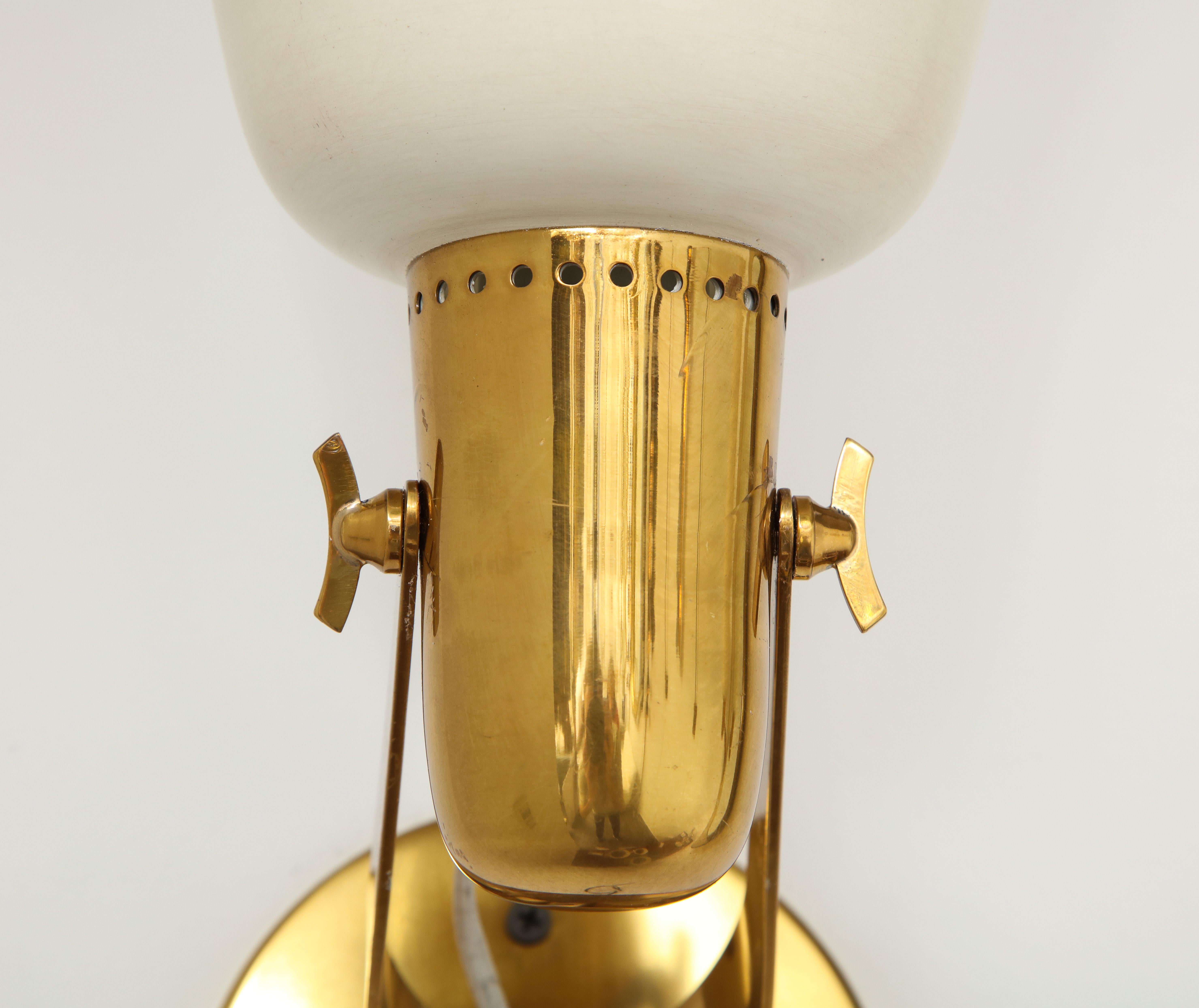 Gino Sarfatti for Arteluce Rare Large Pair of Sconces Model 121, Italy, 1940s In Good Condition In New York, NY