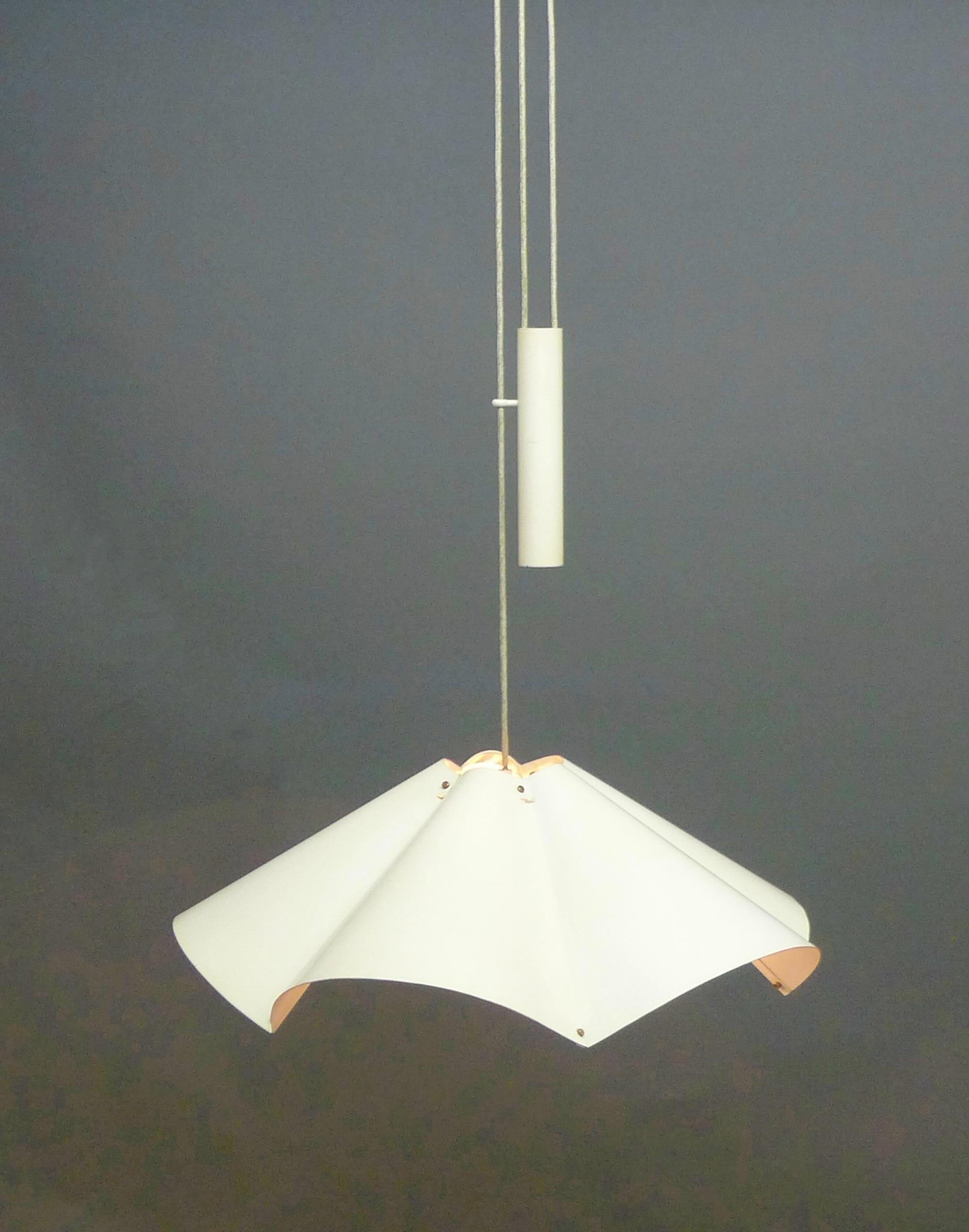 Italian Gino Sarfatti for Arteluce, Rise and Fall Pendant Light, Model 2134, 1950s For Sale