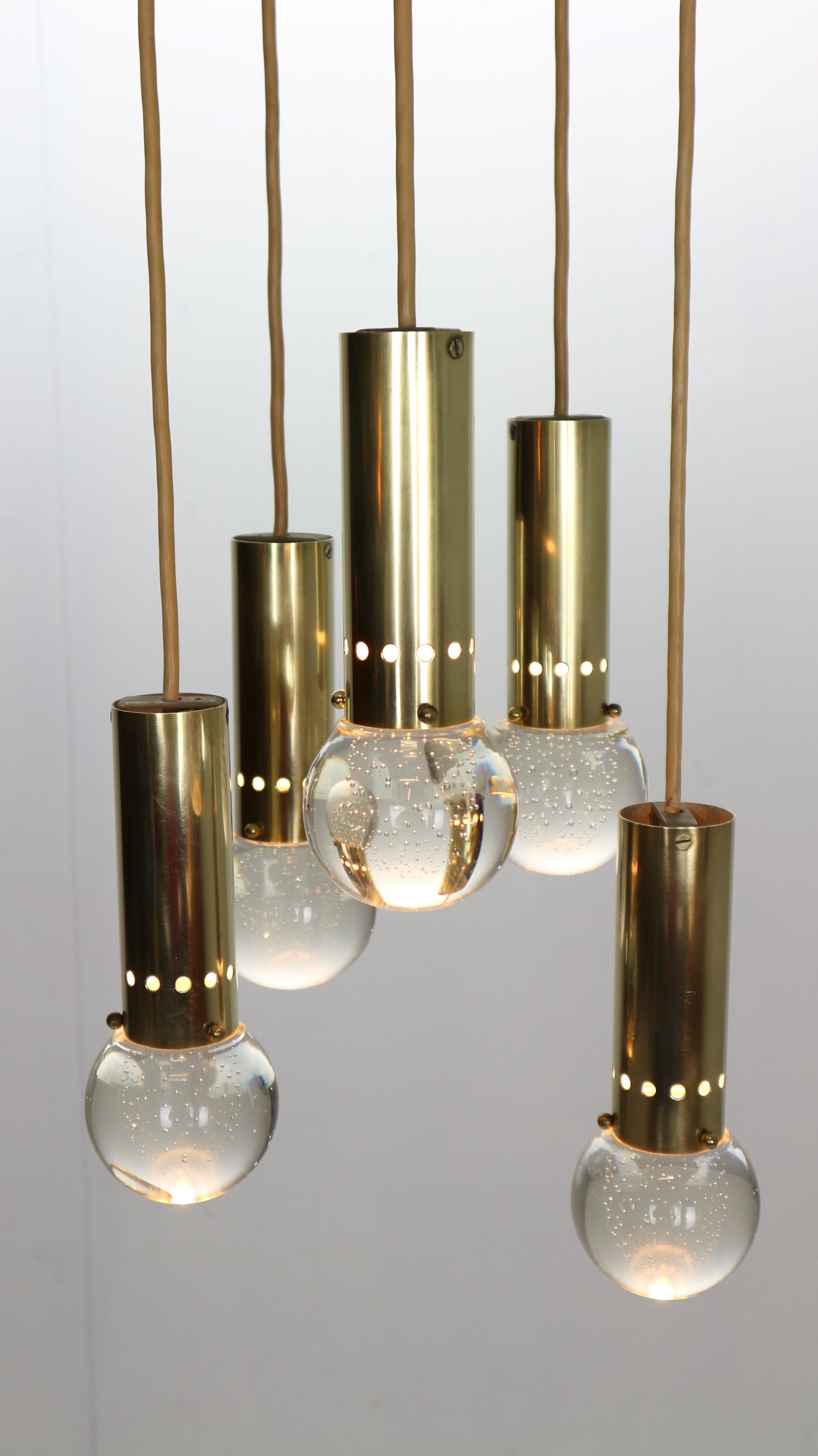 Gino Sarfatti SP/ 16 For Arteluce Unique Brass Bubble Pendant Lamp, 1950, Italy For Sale 1