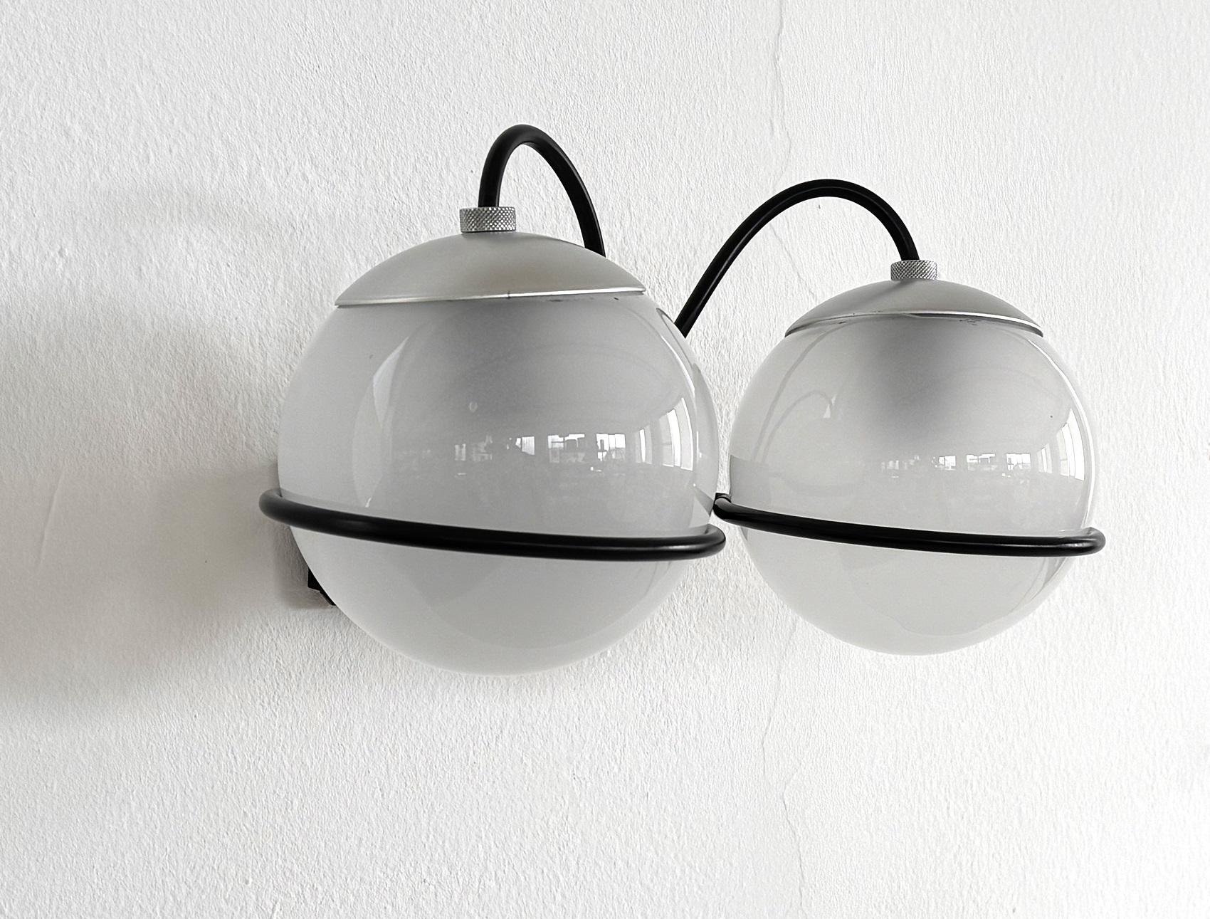 Gino Sarfatti for Arteluce Vintage Double Wall Light Model 237/2, 1960s in vendita 4