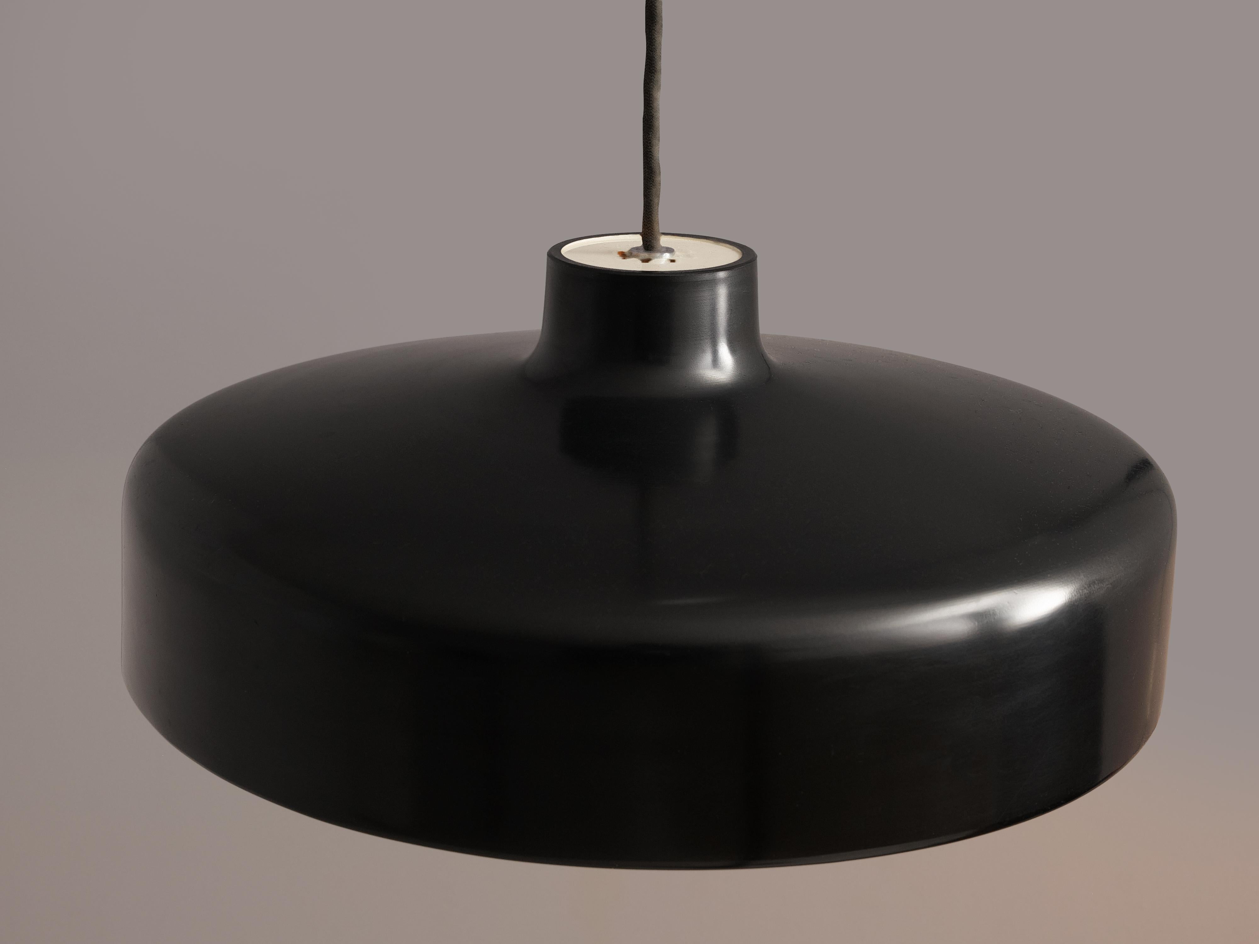 Gino Sarfatti for Arteluce Wall-Mounted Pendant Lamp Model 194/N In Good Condition In Waalwijk, NL