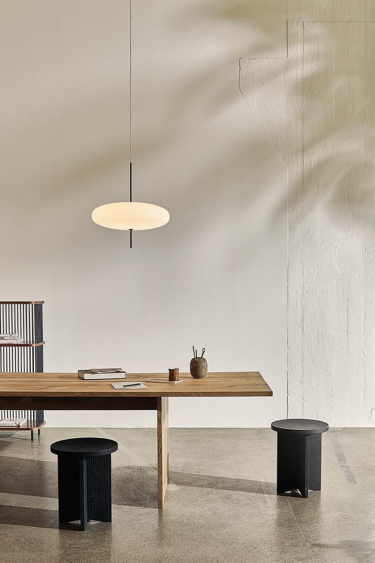 HC Gino Sarfatti Model 2065 Pendant Lamp – Elegant White Round Overhead Light, 5-Bulb Fixture For Any Modern Space