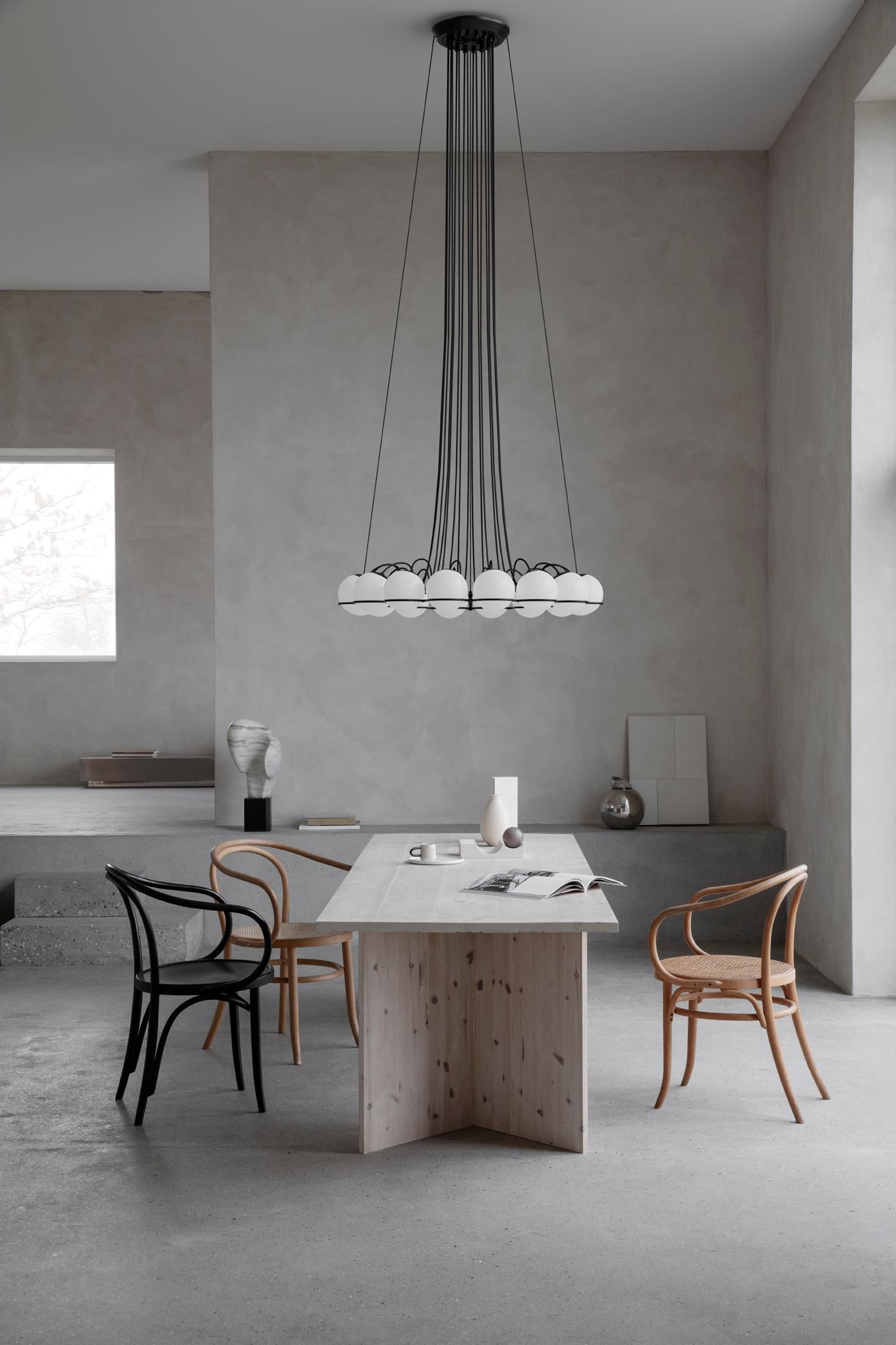 Contemporary Gino Sarfatti Lamp Model 2109/16/14 Black Structure