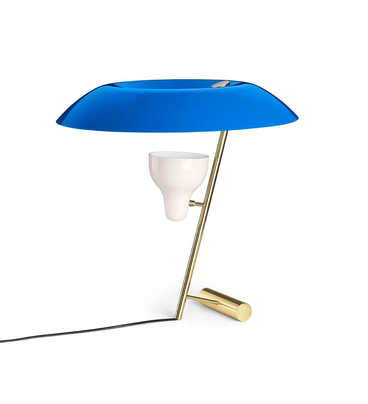 Lampada Gino Sarfatti Model 548 in ottone lucido con diffusore blu di Astep in vendita 3