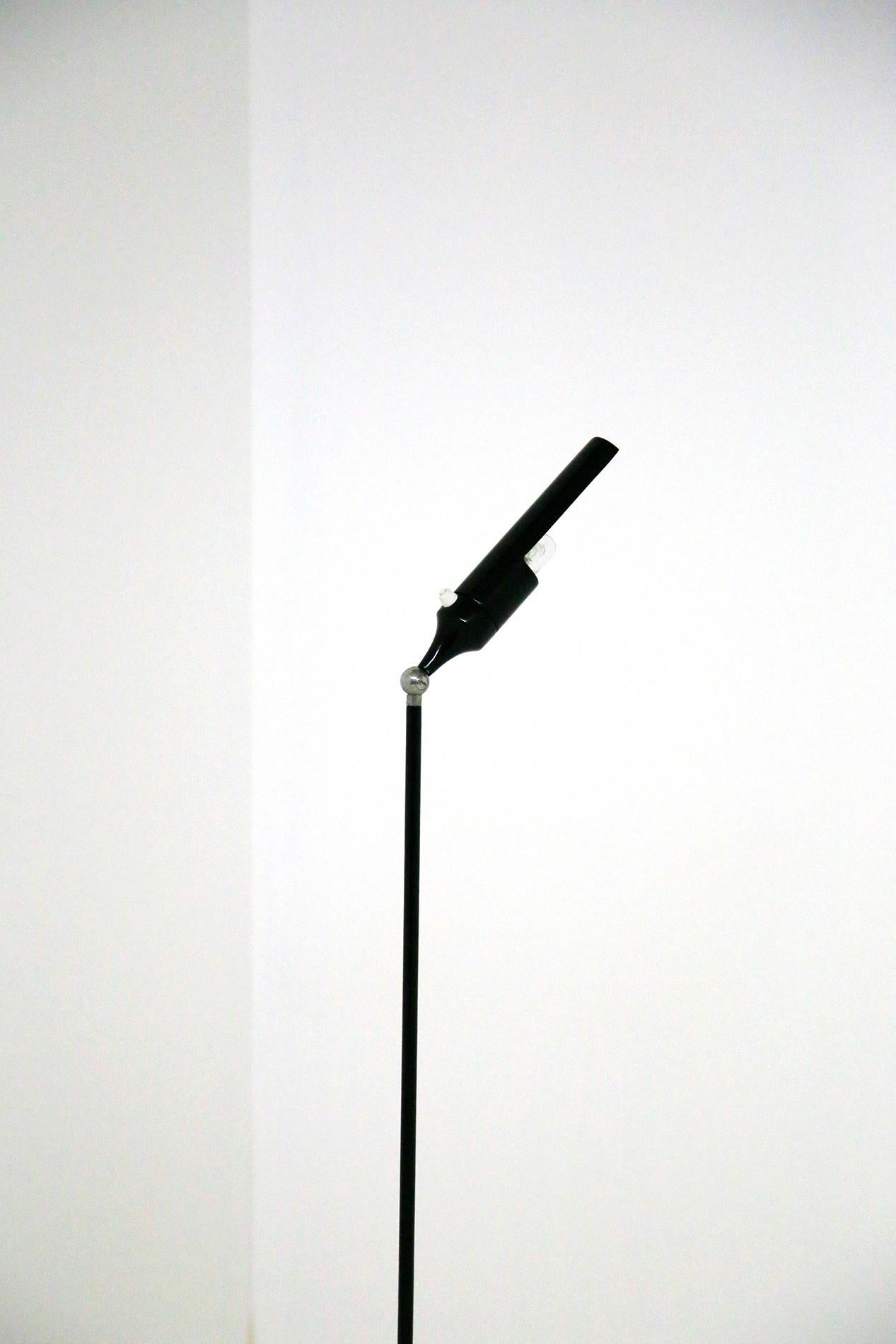 Gino Sarfatti Midcentury Black Floor Lamp for Arteluce, Model No. 1086, 1961 In Good Condition In Milano, IT