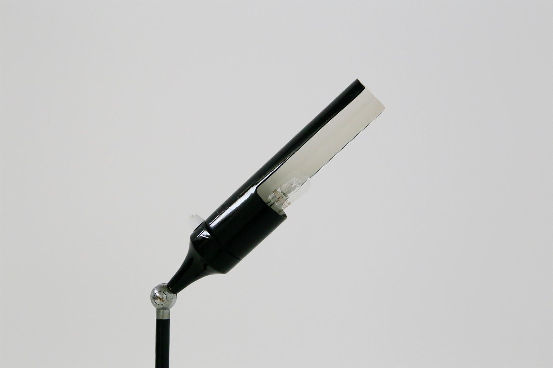 Iron Gino Sarfatti Midcentury Black Floor Lamp for Arteluce, Model No. 1086, 1961
