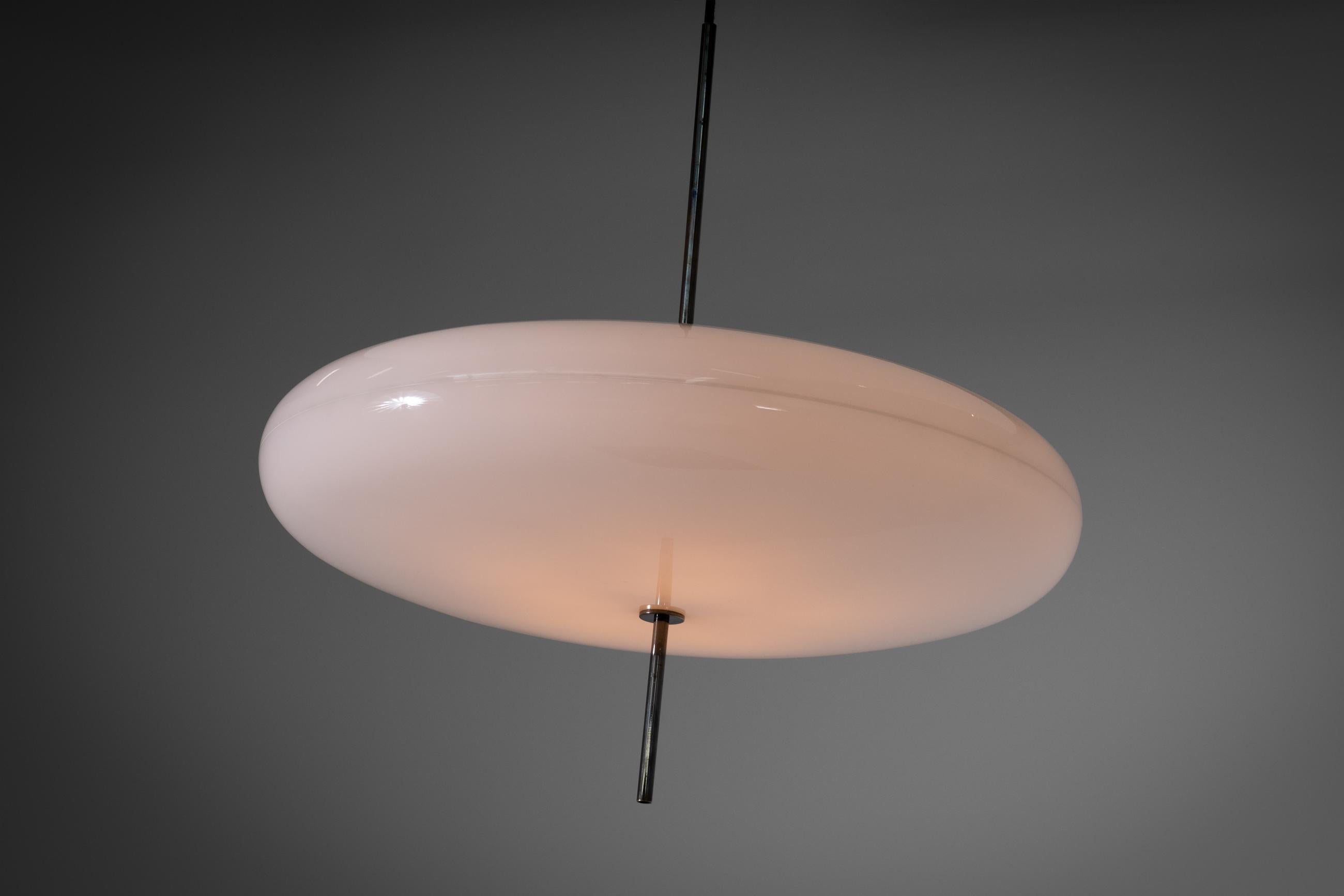 European Gino Sarfatti Mod. 2065 GF Ceiling Lamp for Arteluce, Italy 1950s For Sale