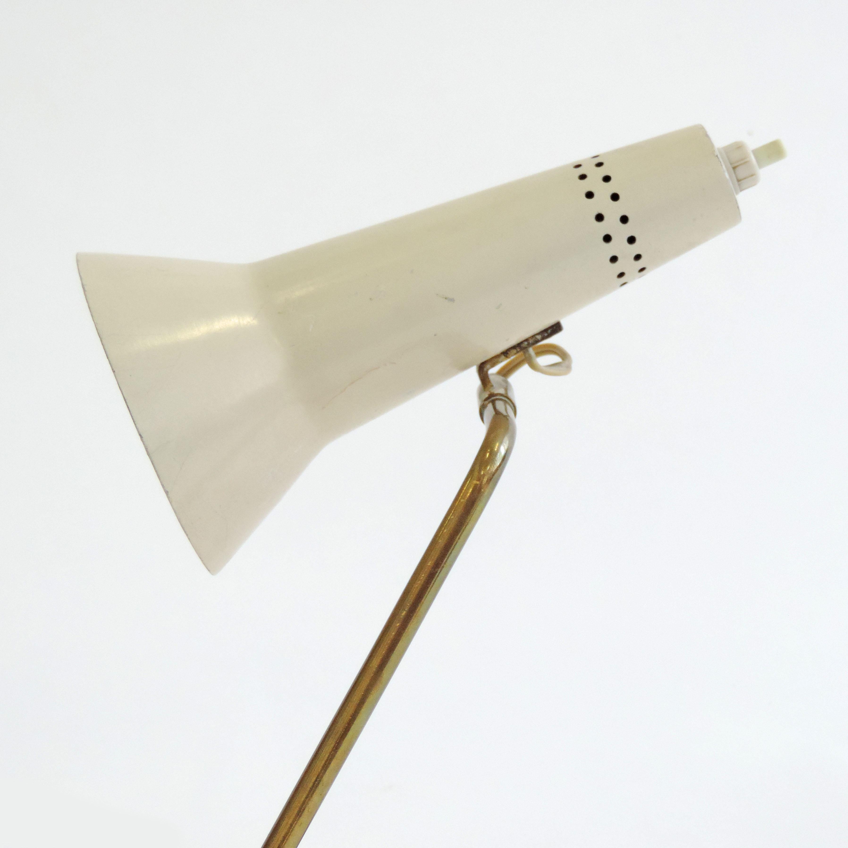 Mid-Century Modern Gino Sarfatti Mod.551 Table Lamp for Arteluce