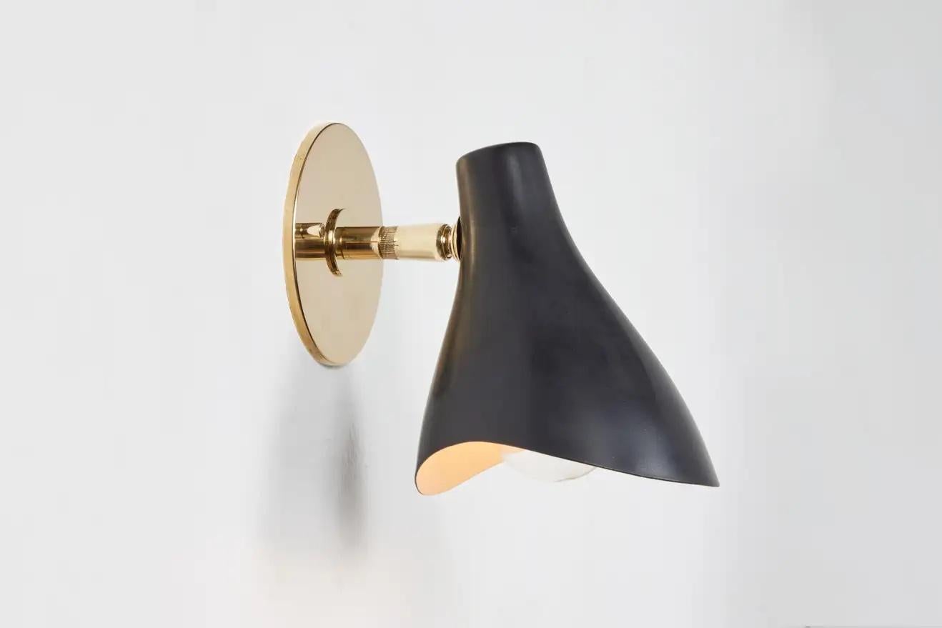 Painted Gino Sarfatti Model #10 Sconce in Black for Arteluce For Sale