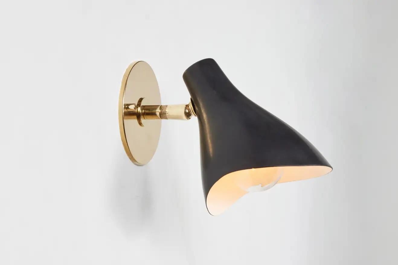 Mid-20th Century Gino Sarfatti Model #10 Sconce in Black for Arteluce For Sale