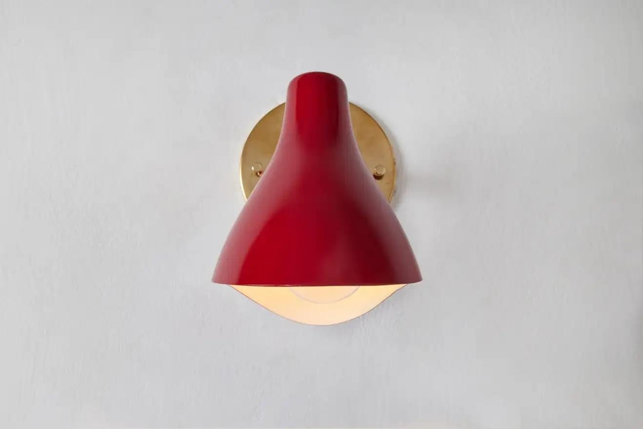 Gino Sarfatti Model #10 Sconce in Red for Arteluce For Sale 1