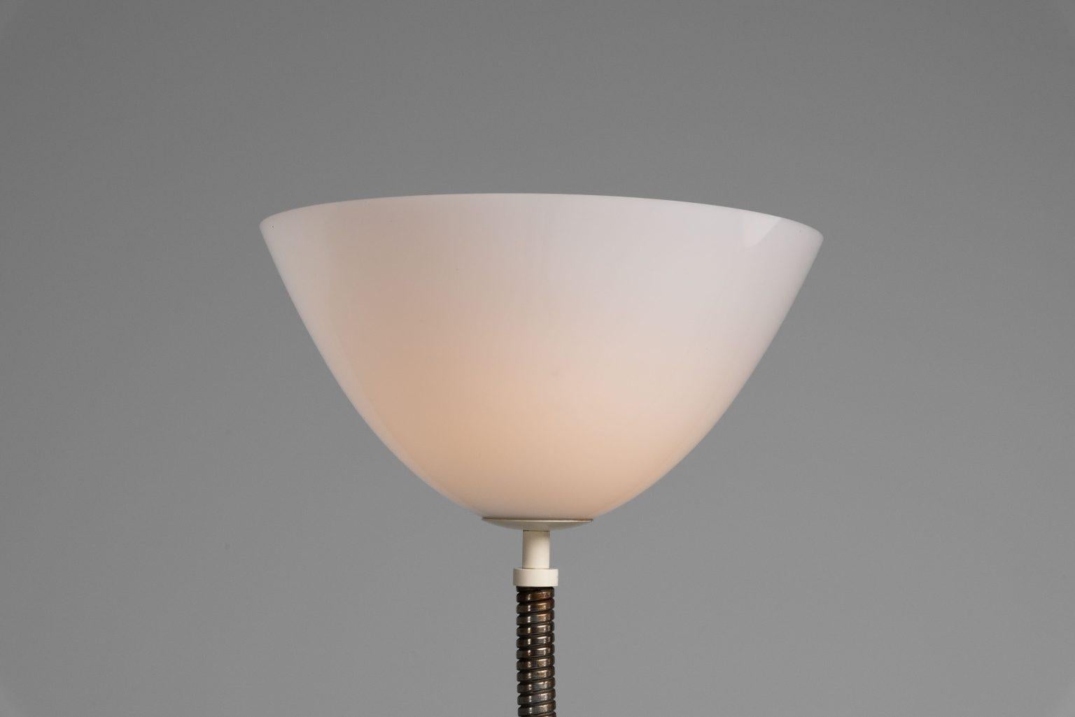 Gino Sarfatti model 1051 floor lamps Arteluce Italy 1966 en Bueno estado para la venta en Roosendaal, Noord Brabant