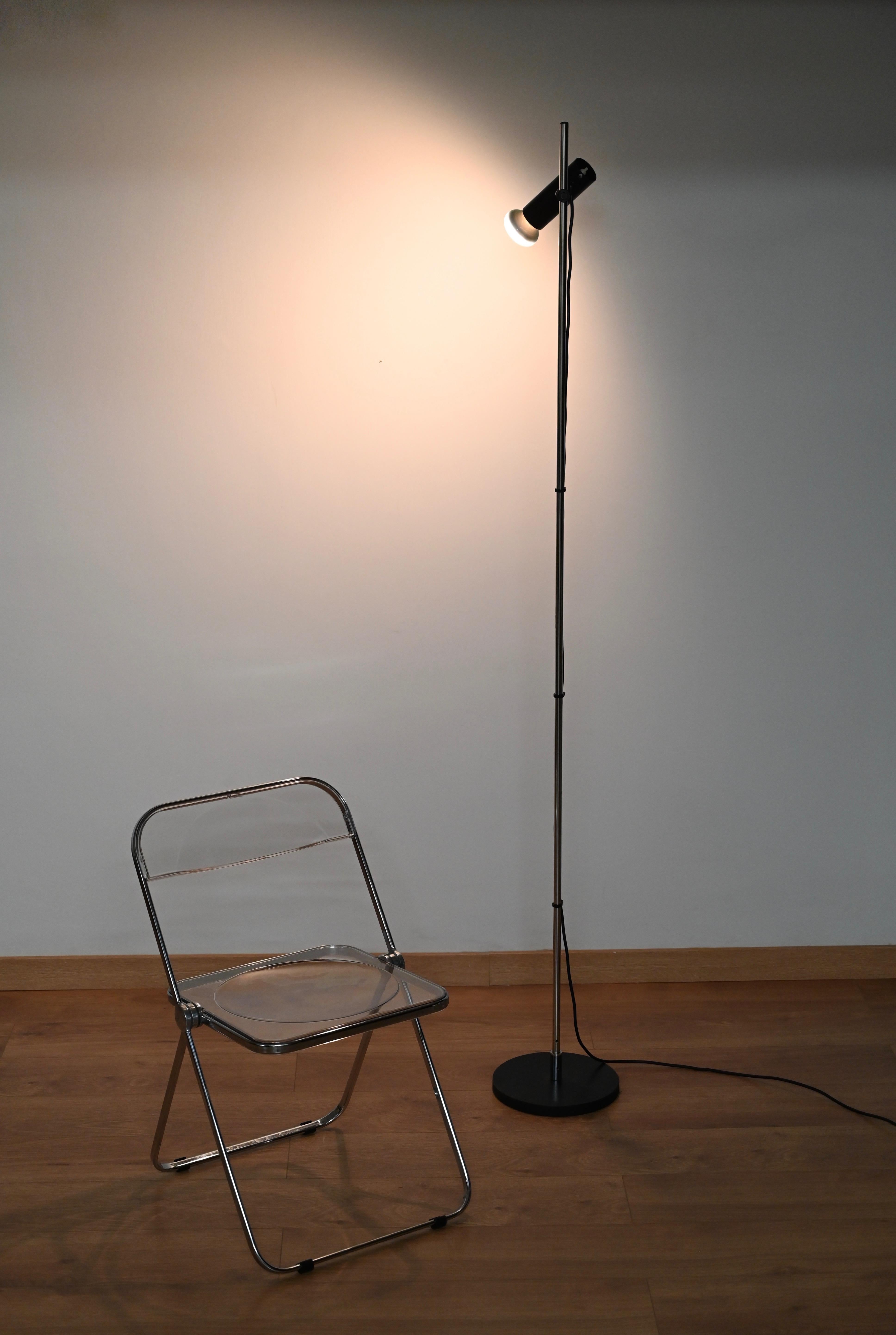 Mid-Century Modern Gino Sarfatti Model No 1055 Lampadaire réglable pour Arteluce, Italie 1955 en vente
