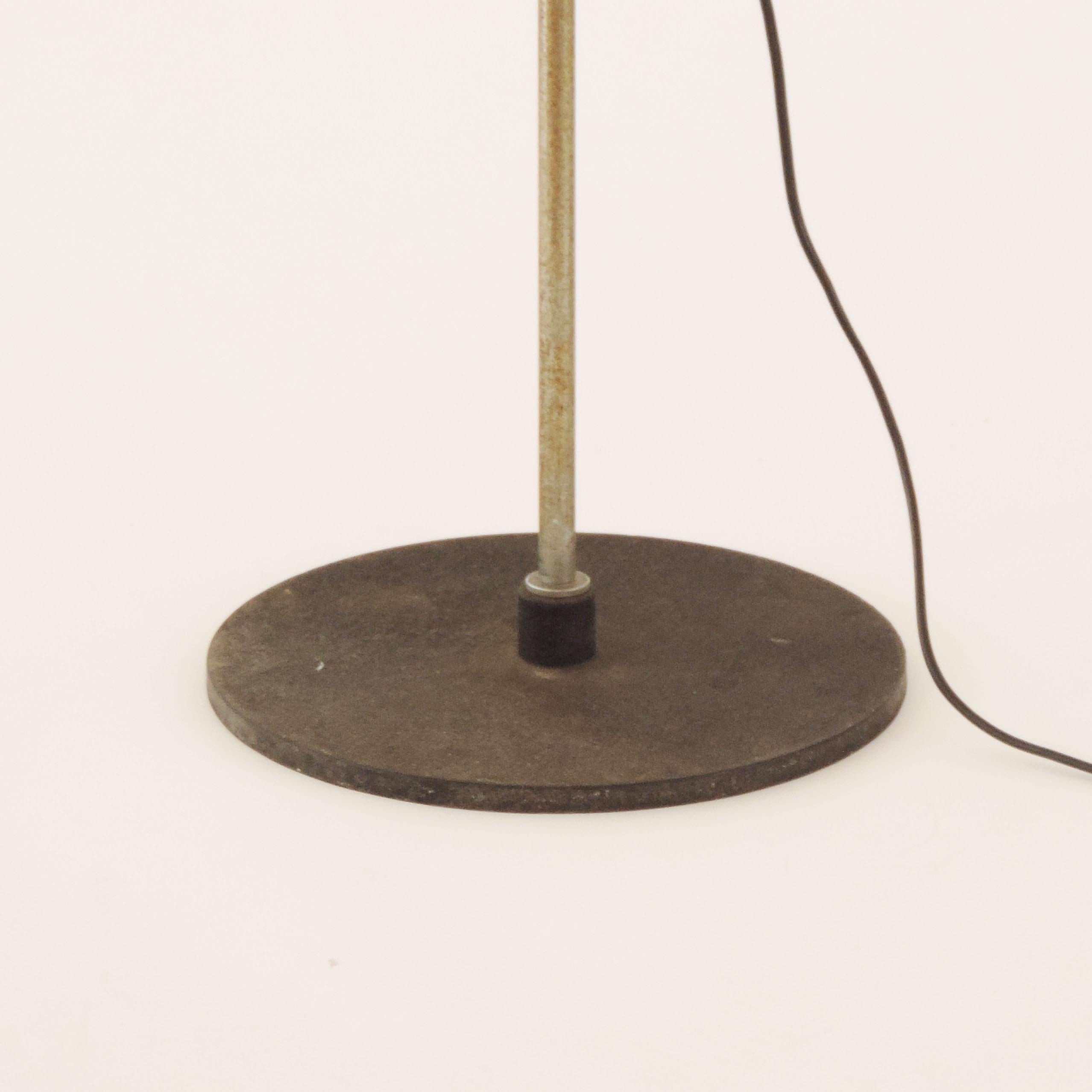 Mid-Century Modern Gino Sarfatti Model 1055 Floor Lamp for Arteluce, Italy 1955 For Sale