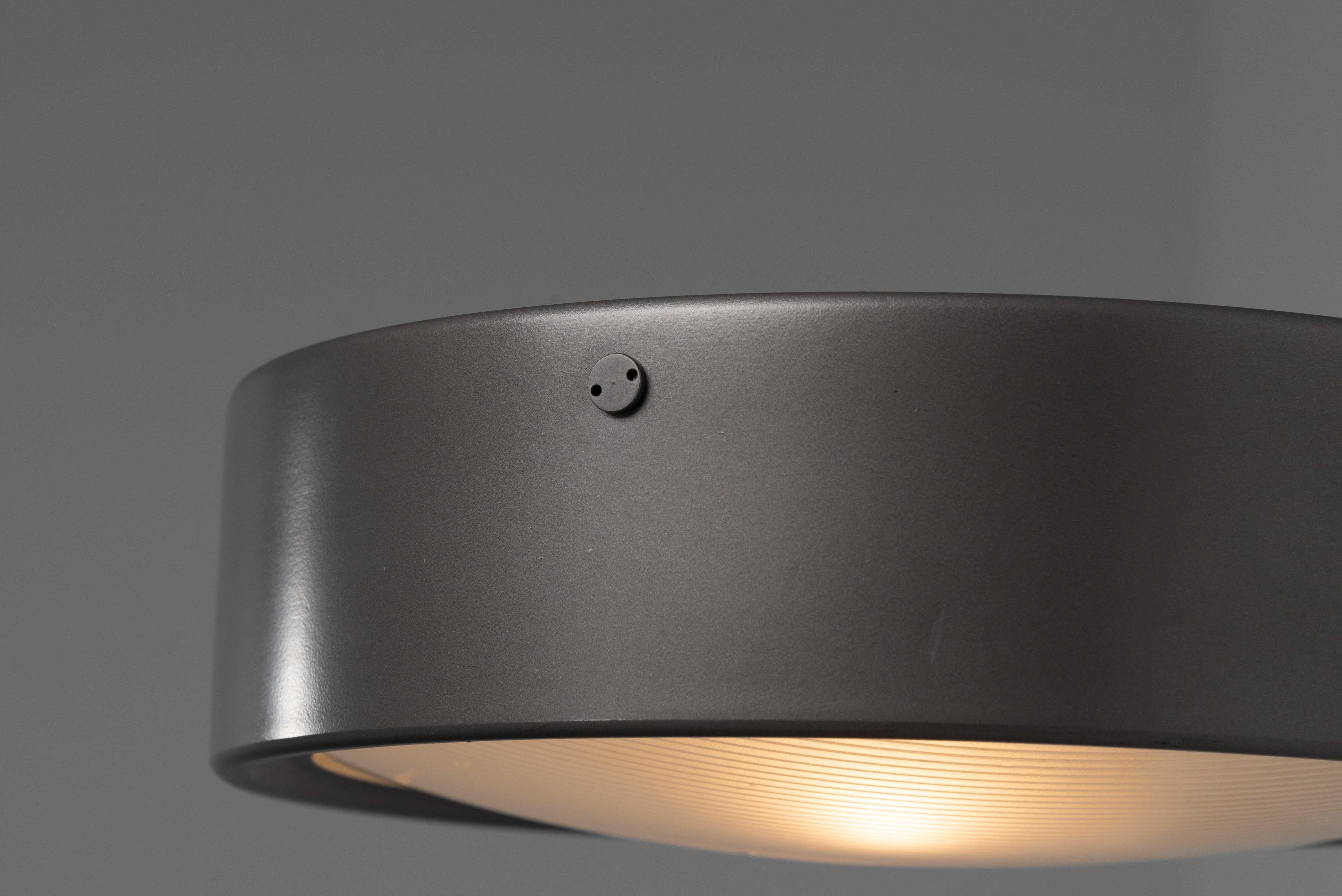 Gino Sarfatti model 143 wall lamp by Arteluce Italy 1963 en Bueno estado para la venta en Roosendaal, Noord Brabant