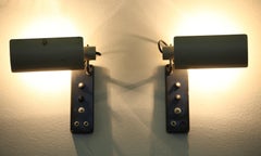 Gino Sarfatti Model 222 wall lamp in aluminum and lacquered metal by arteluce
