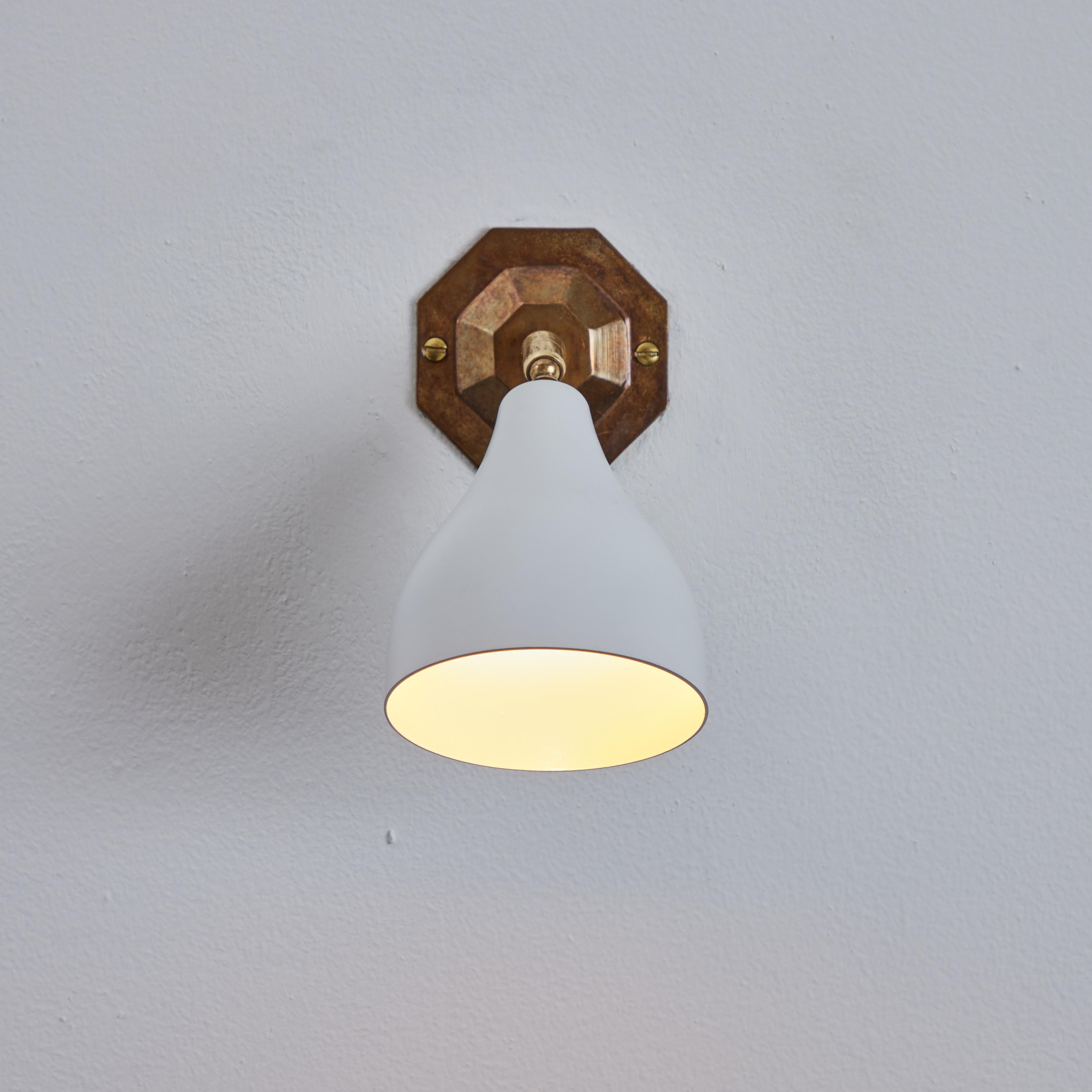 Brass Gino Sarfatti Model #26b Wall Lamp for Arteluce