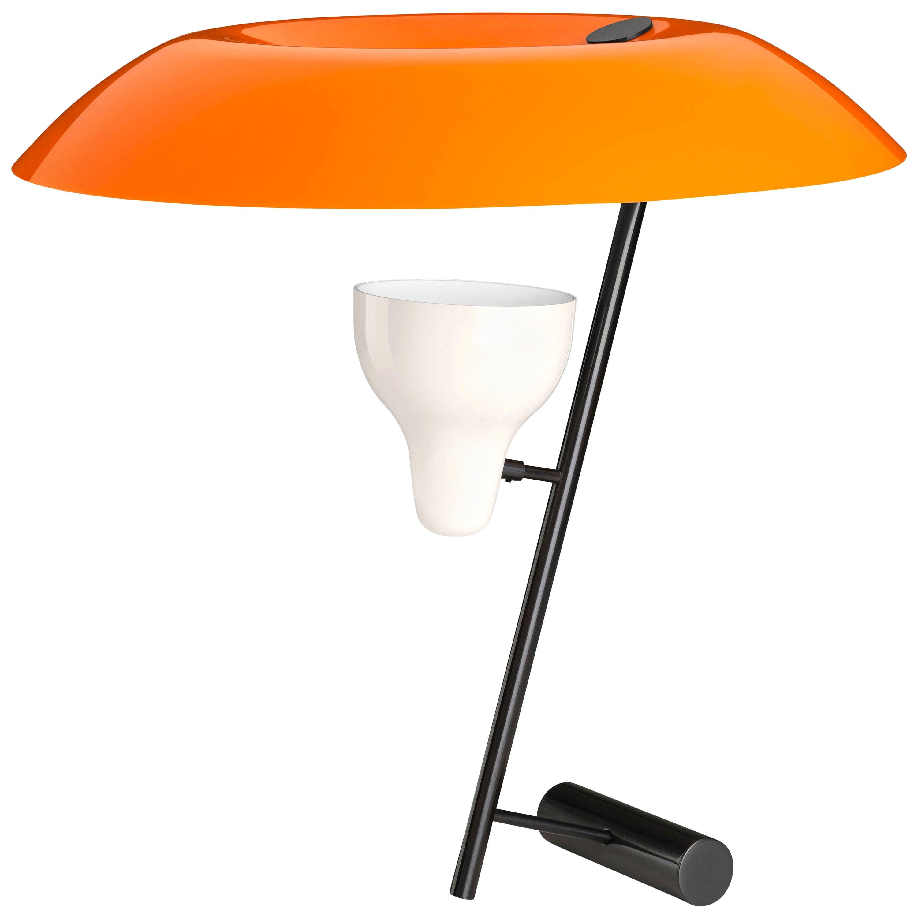 Gino Sarfatti Model #548 Table Lamp in Orange and Burnished Brass