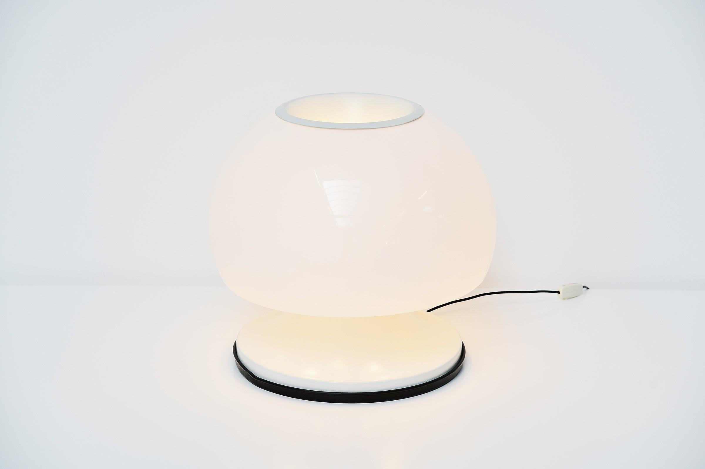 Mid-Century Modern Gino Sarfatti Model 596 Table Lamp Arteluce, 1968 For Sale