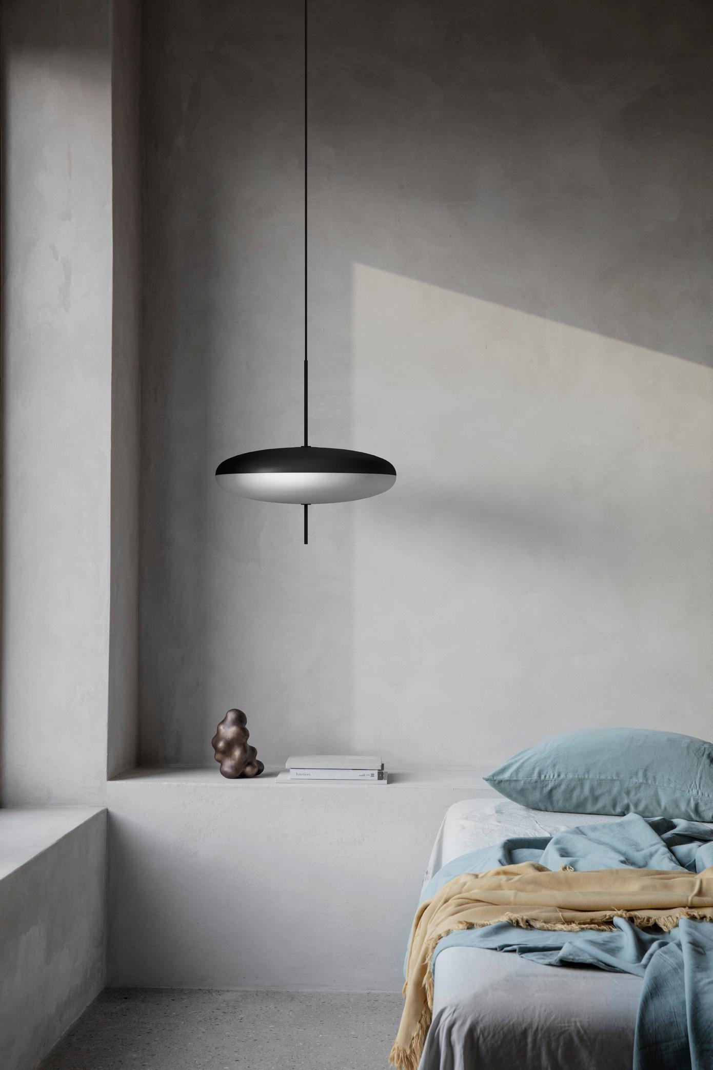 italien Gino Sarfatti Model No. 2065 Ceiling Light en noir et blanc pour Astep en vente