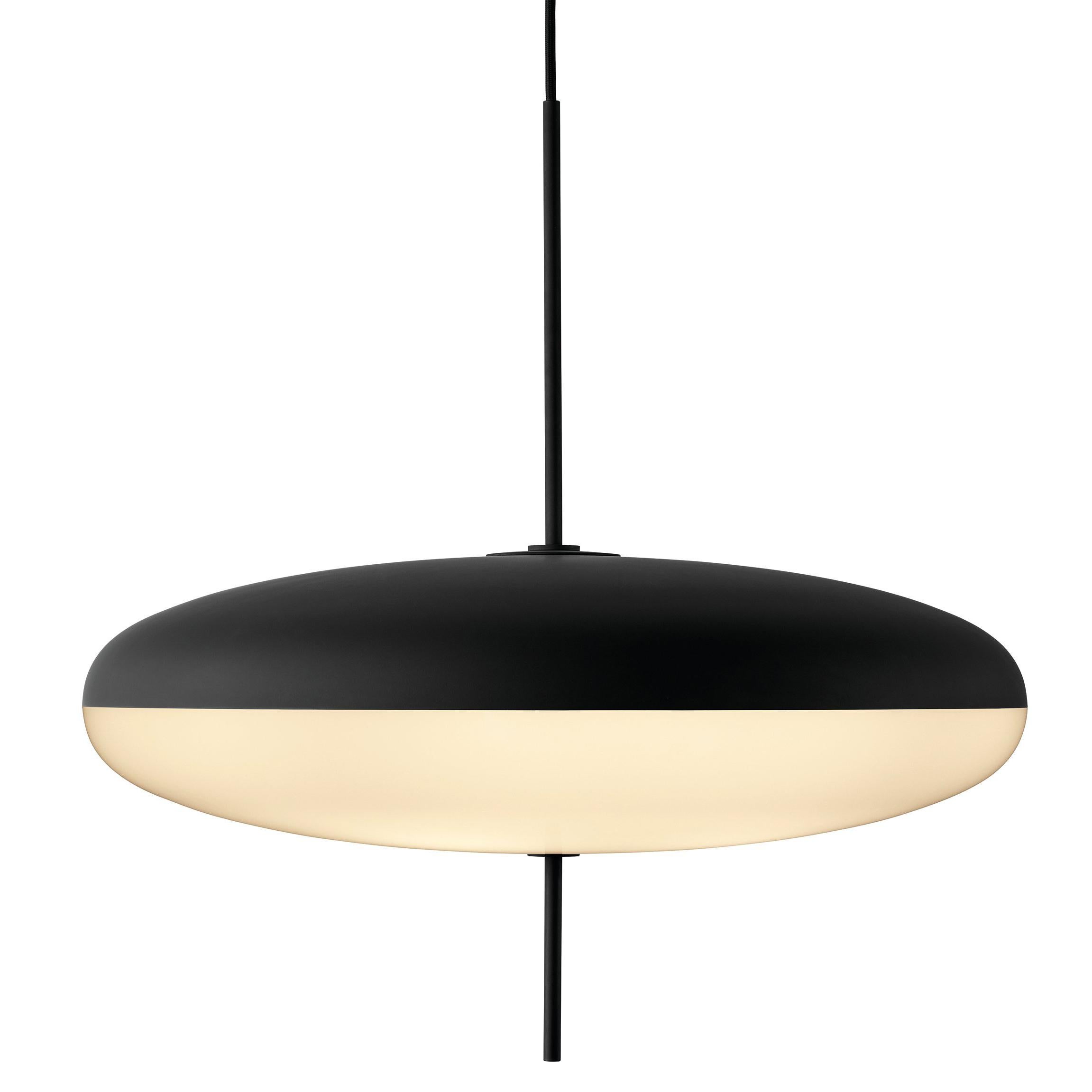 Gino Sarfatti Model No. 2065 Ceiling Light in Black and White