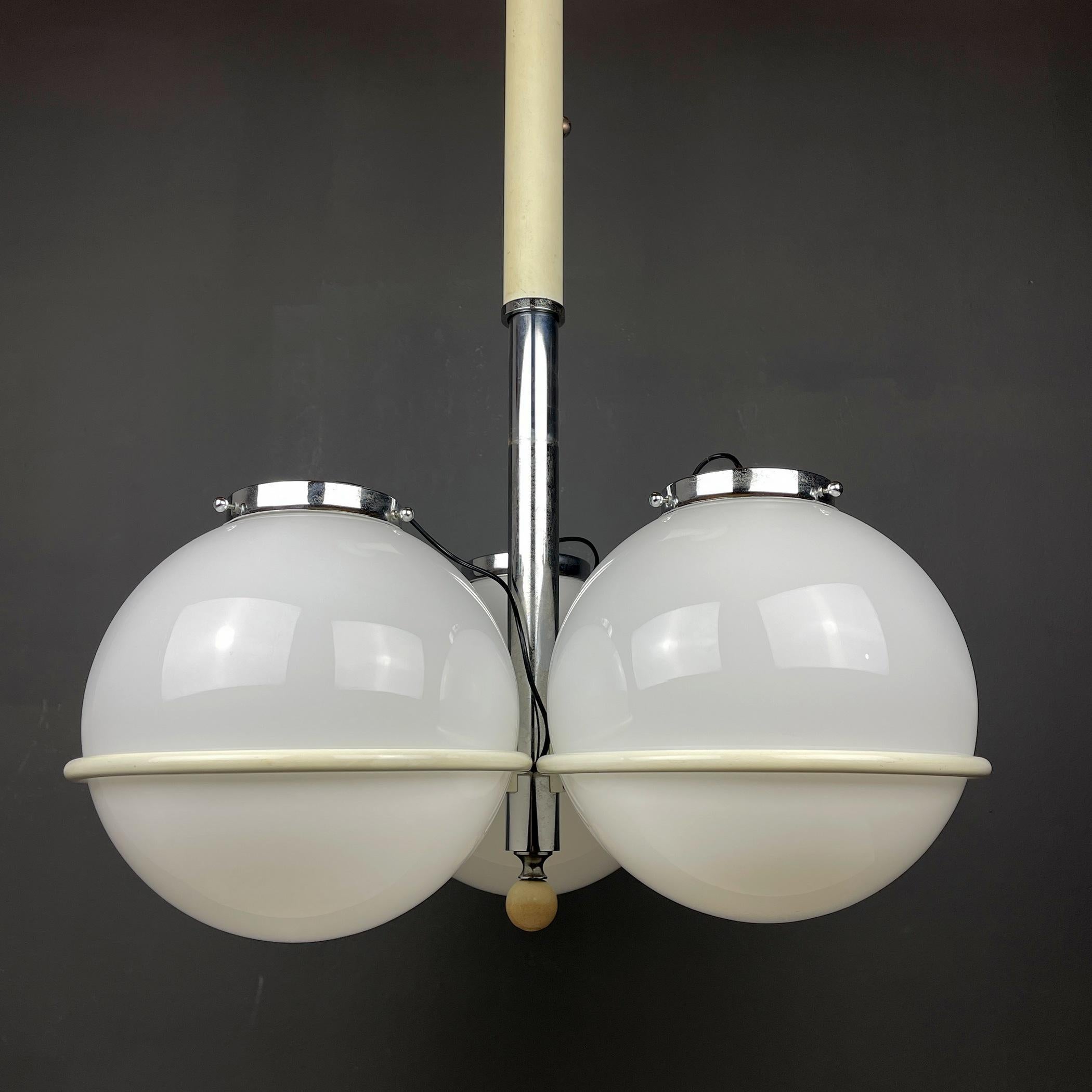 Mid-Century Modern Gino Sarfatti Murano Glass Globe Pendant Lamp, Italy, 1960s For Sale