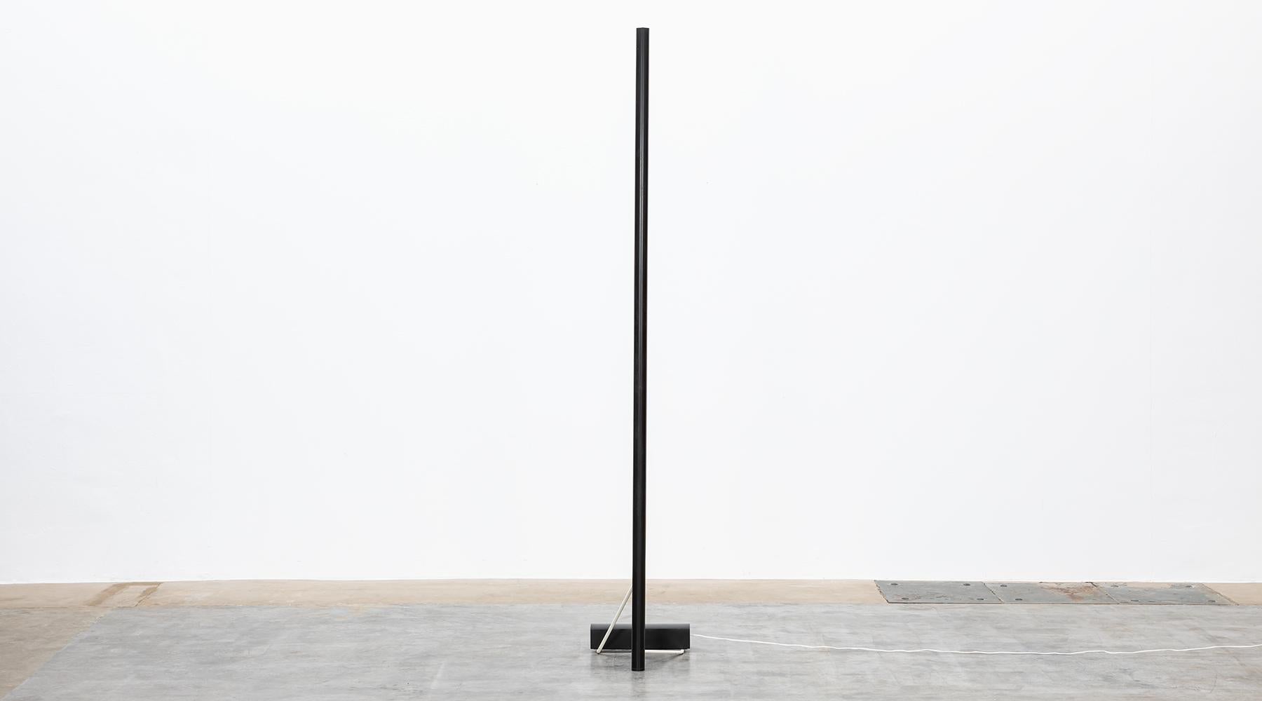 Italian Gino Sarfatti N°1063 Floor Lamp in black For Sale