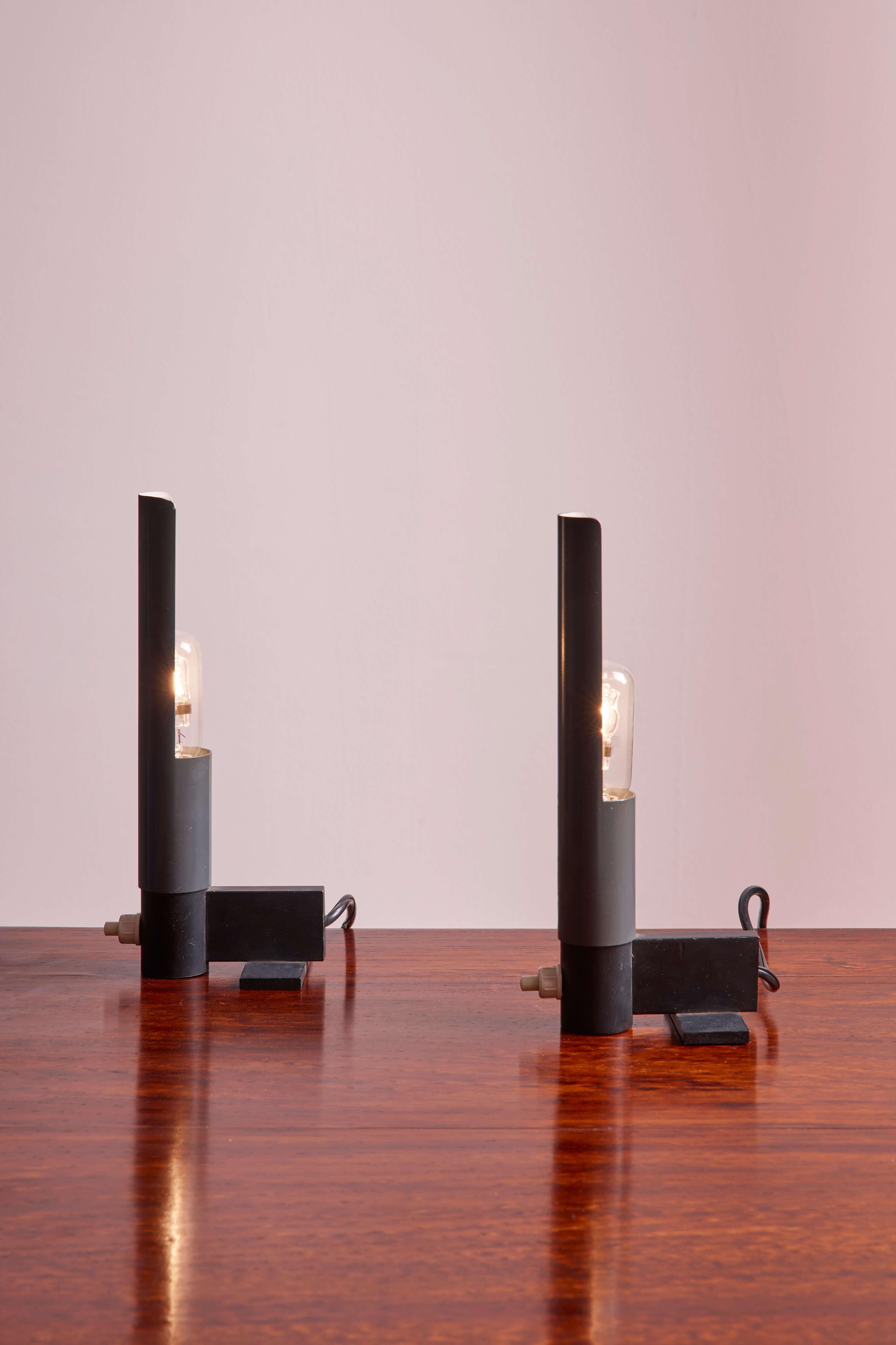 Italian Gino Sarfatti pair of table lamps Model 585, Arteluce, Italy, 1958 For Sale