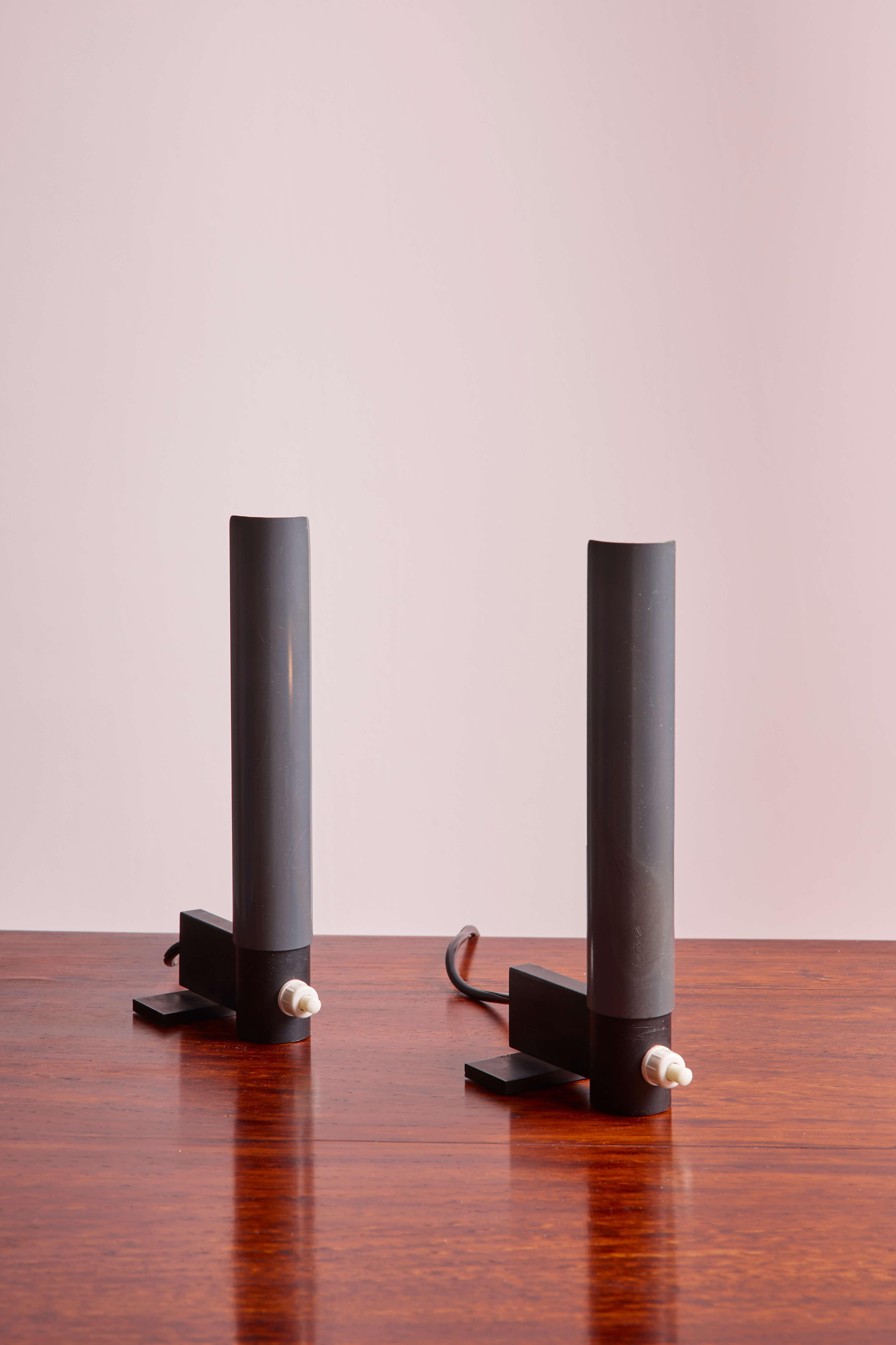 Metal Gino Sarfatti pair of table lamps Model 585, Arteluce, Italy, 1958 For Sale