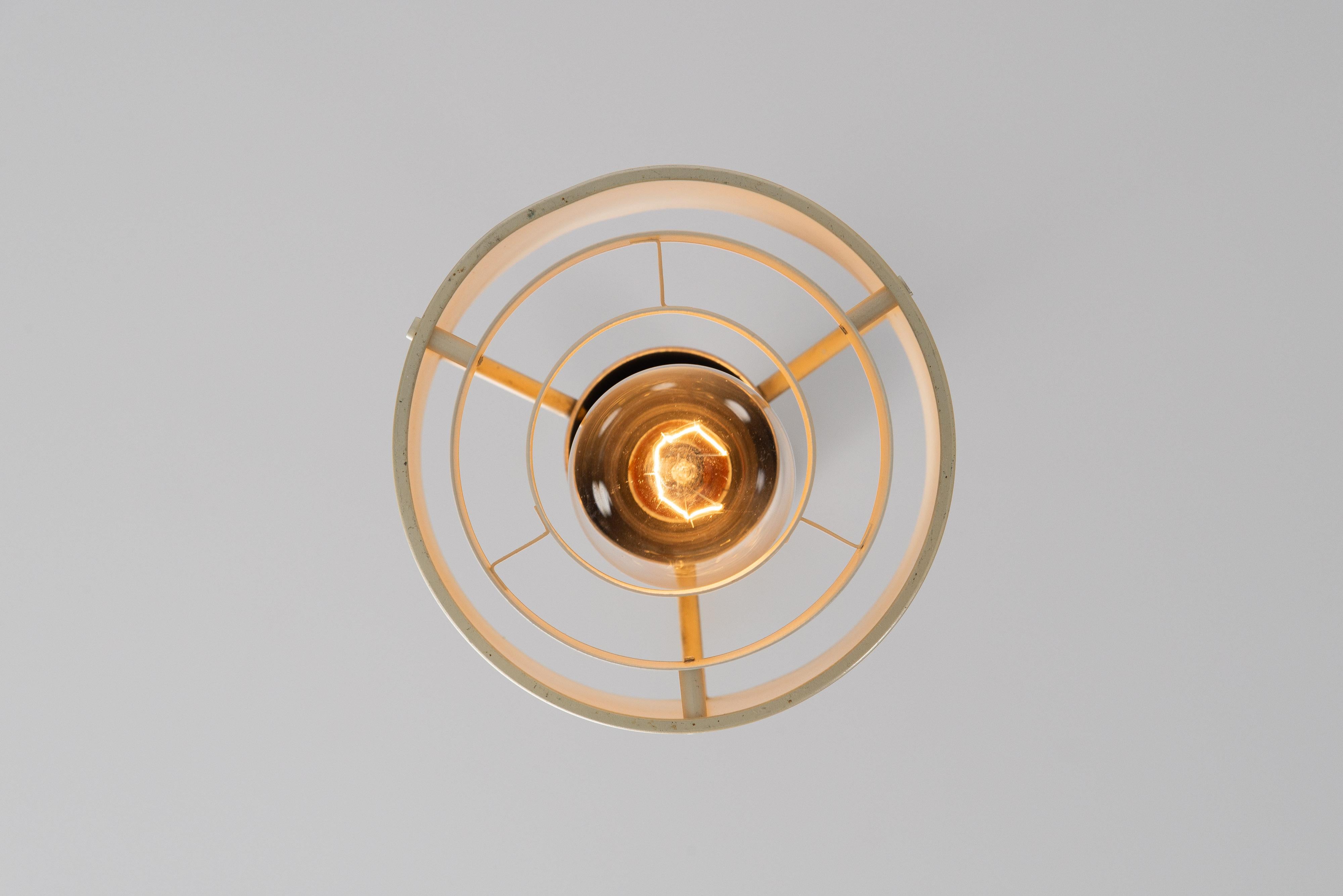 Alluminio Coppia di lampade a sospensione Gino Sarfatti for Arteluce Italia 1958 in vendita
