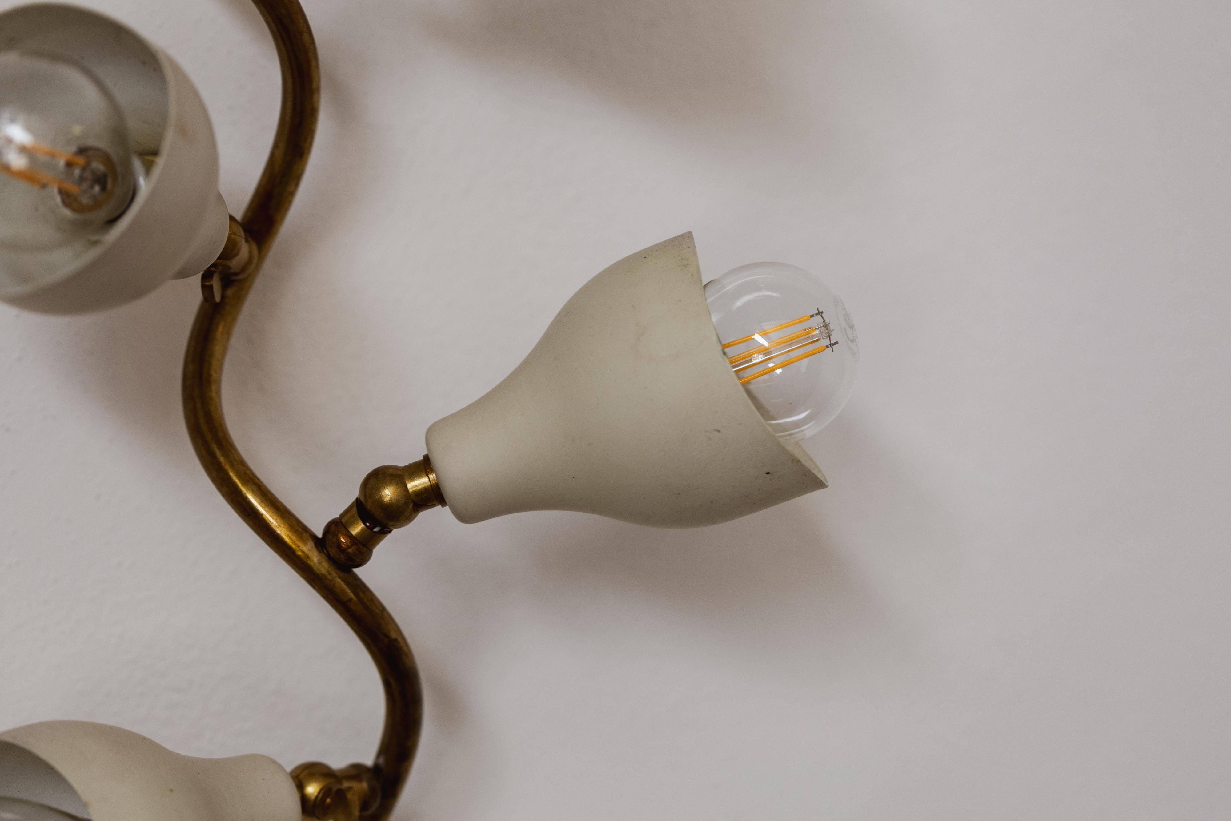 Mid-20th Century Gino Sarfatti Sconce for Arteluce, 1952 For Sale