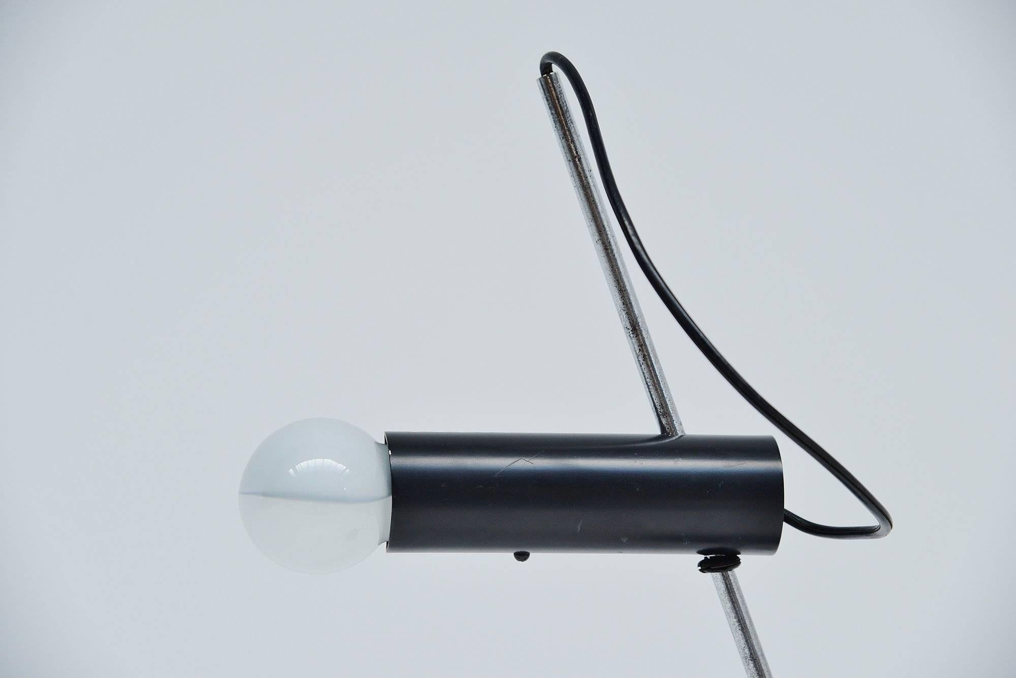 Gino Sarfatti Table Lamp Model 566 Arteluce, 1956 In Good Condition In Roosendaal, Noord Brabant