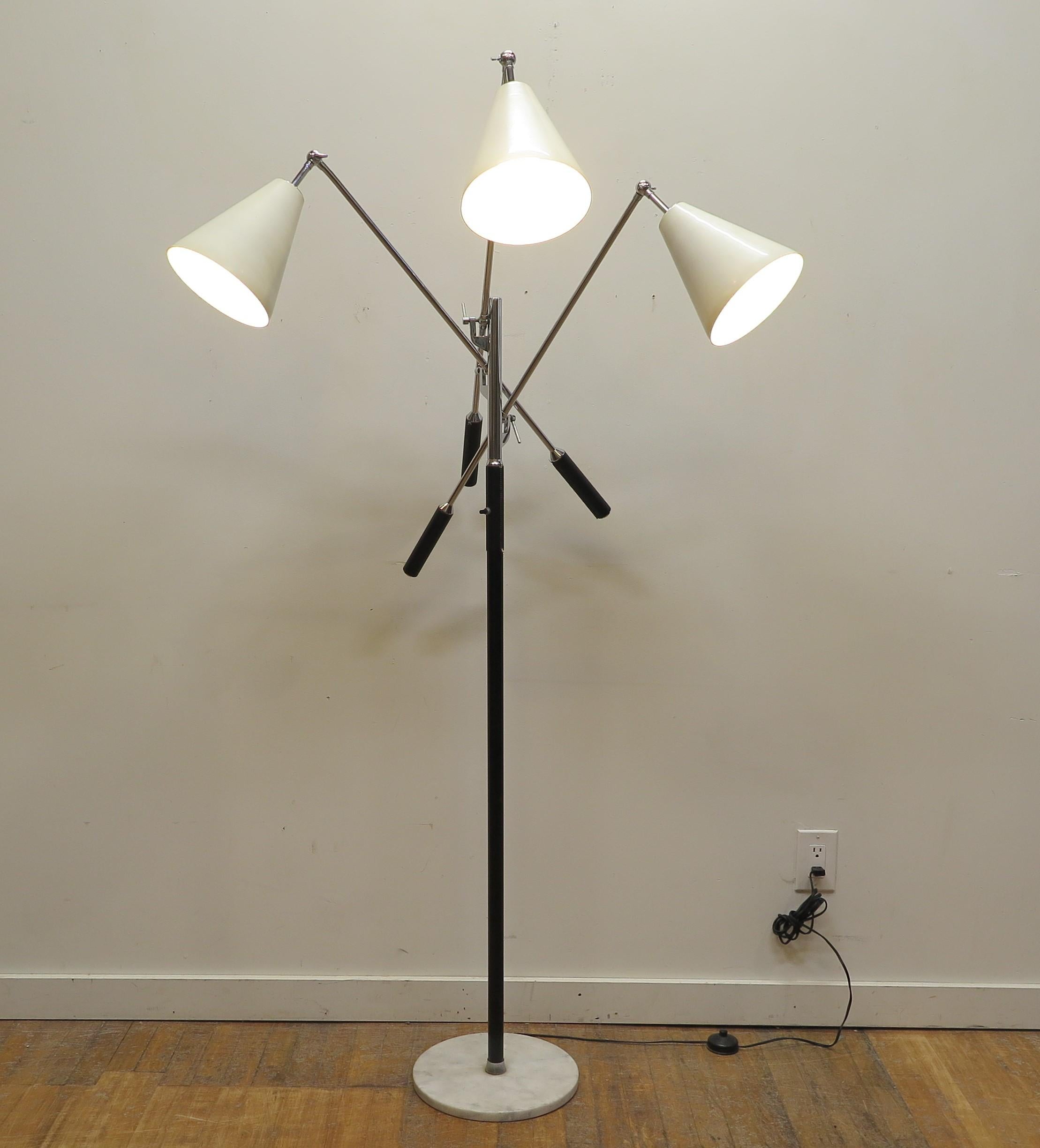 Gino Sarfatti Triennale Floor Lamp For Sale 1