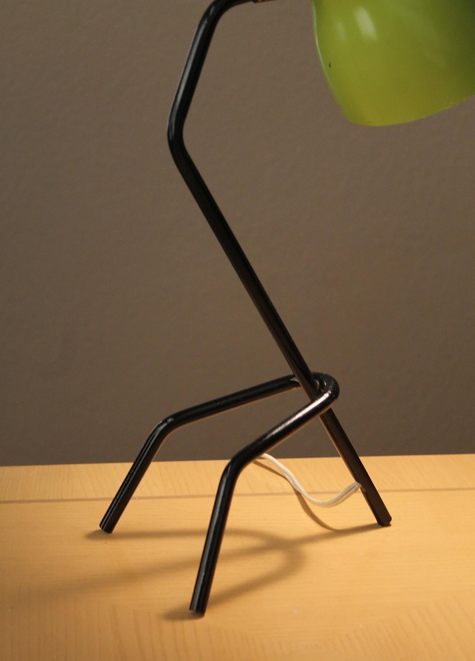 Gino Sarfatti Tripod Italian Desk Lamp! 1950s Green Greta Grossman Grasshopper For Sale 1